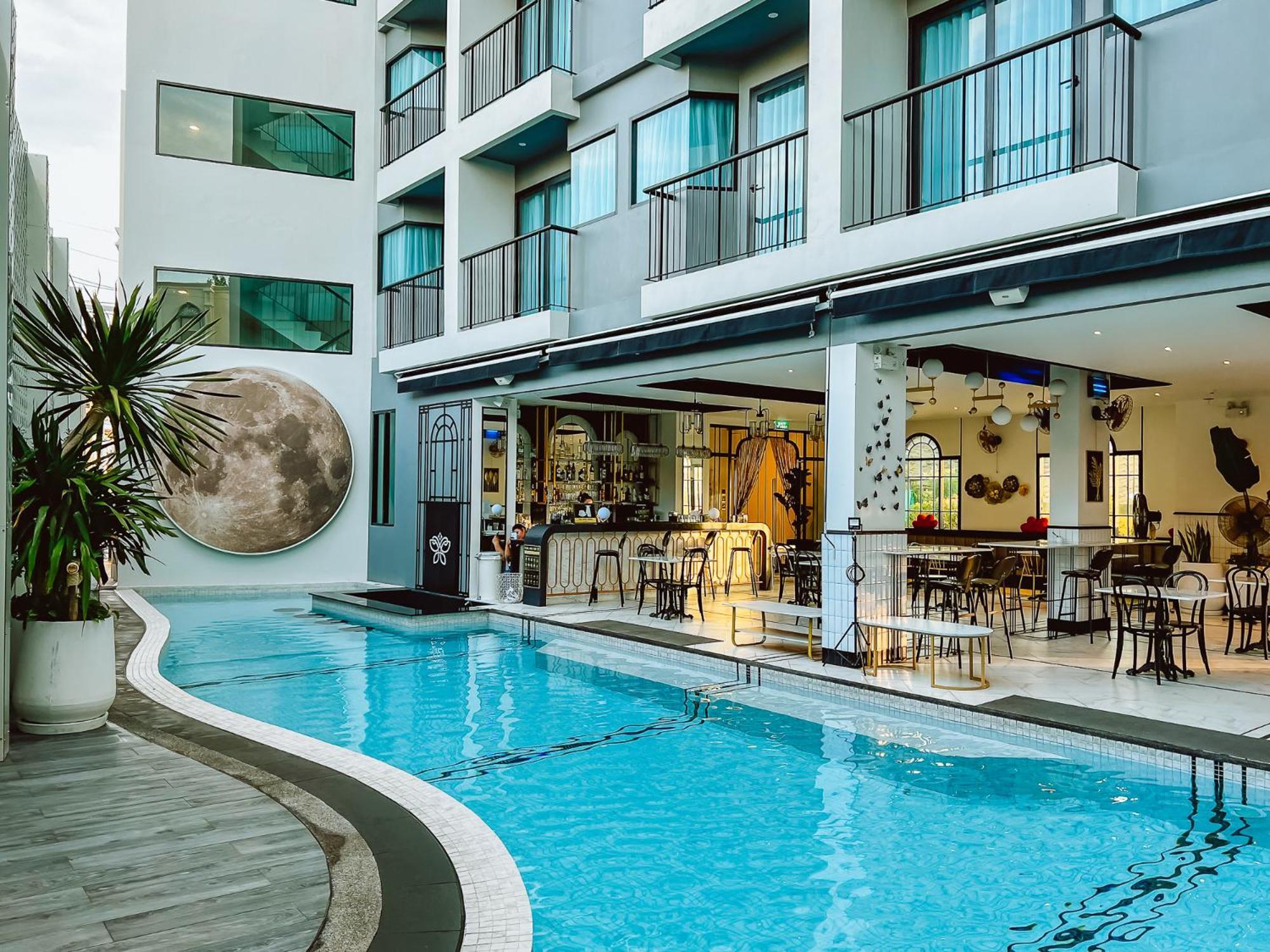 Ratri Old Town 4*