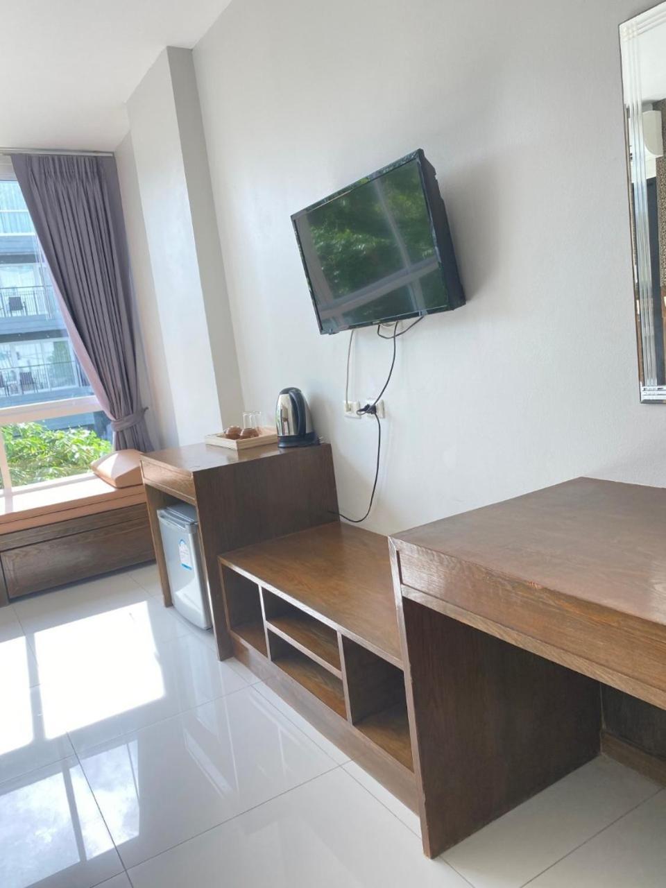 Nj Hotel Patong