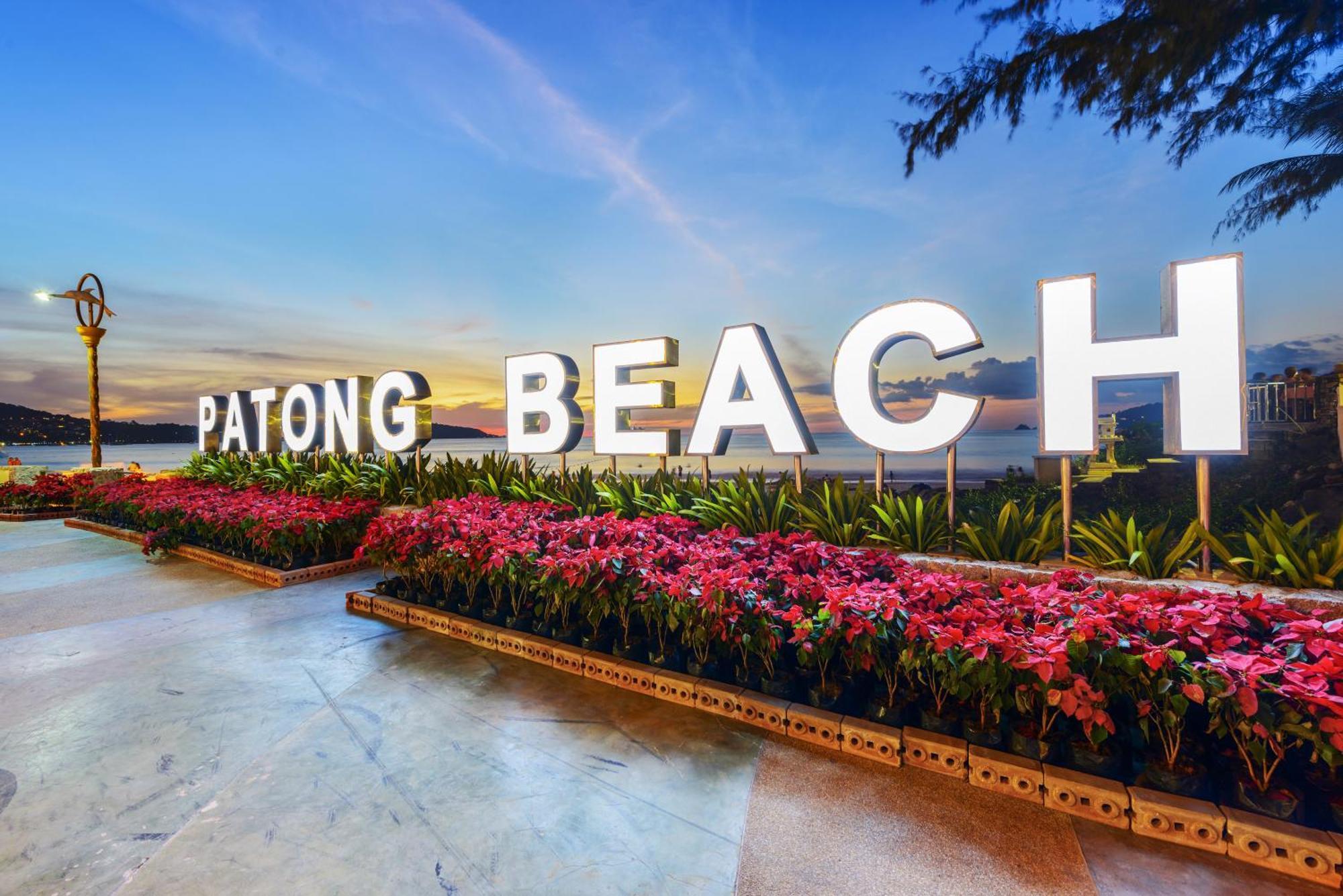 Hotel Casa Del M Phuket - Newly Renovated