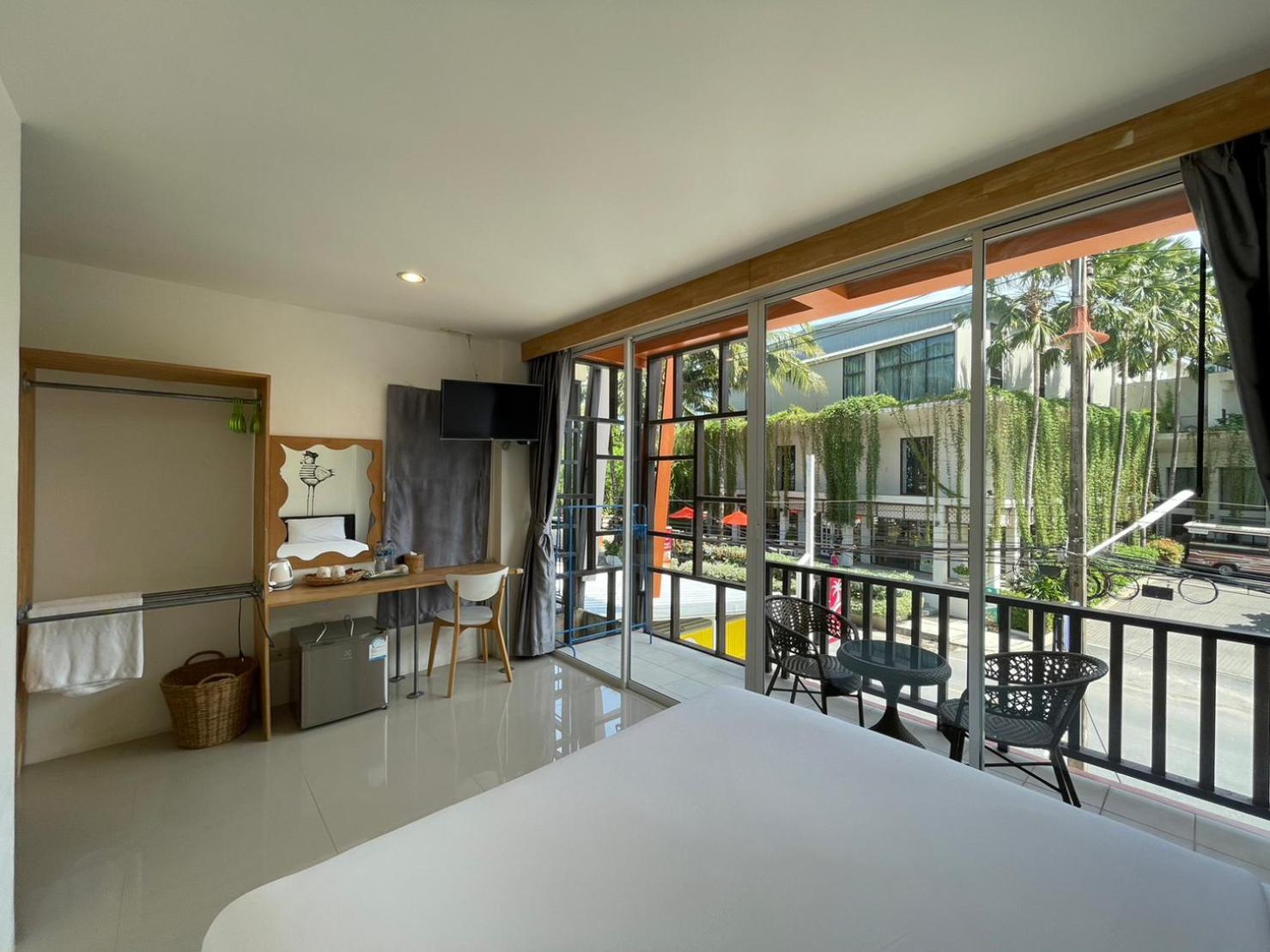 Dwell Phuket Airport At Naiyang Hotel