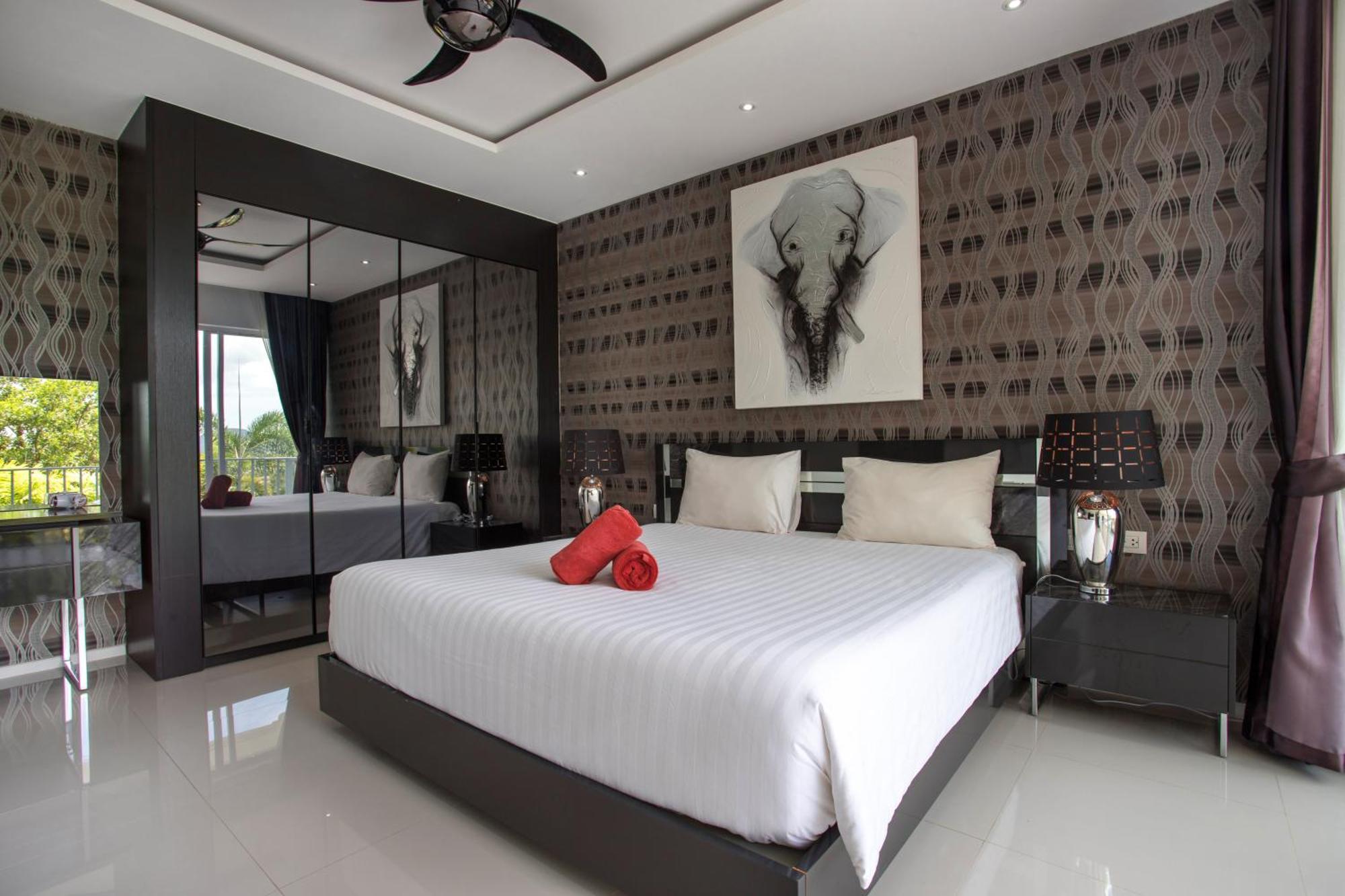 Three-level Xxx Villa