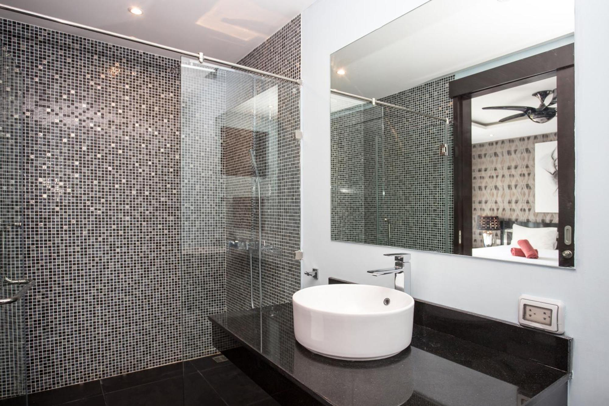 Villa Three-level Xxx Ban Klang (Phuket)