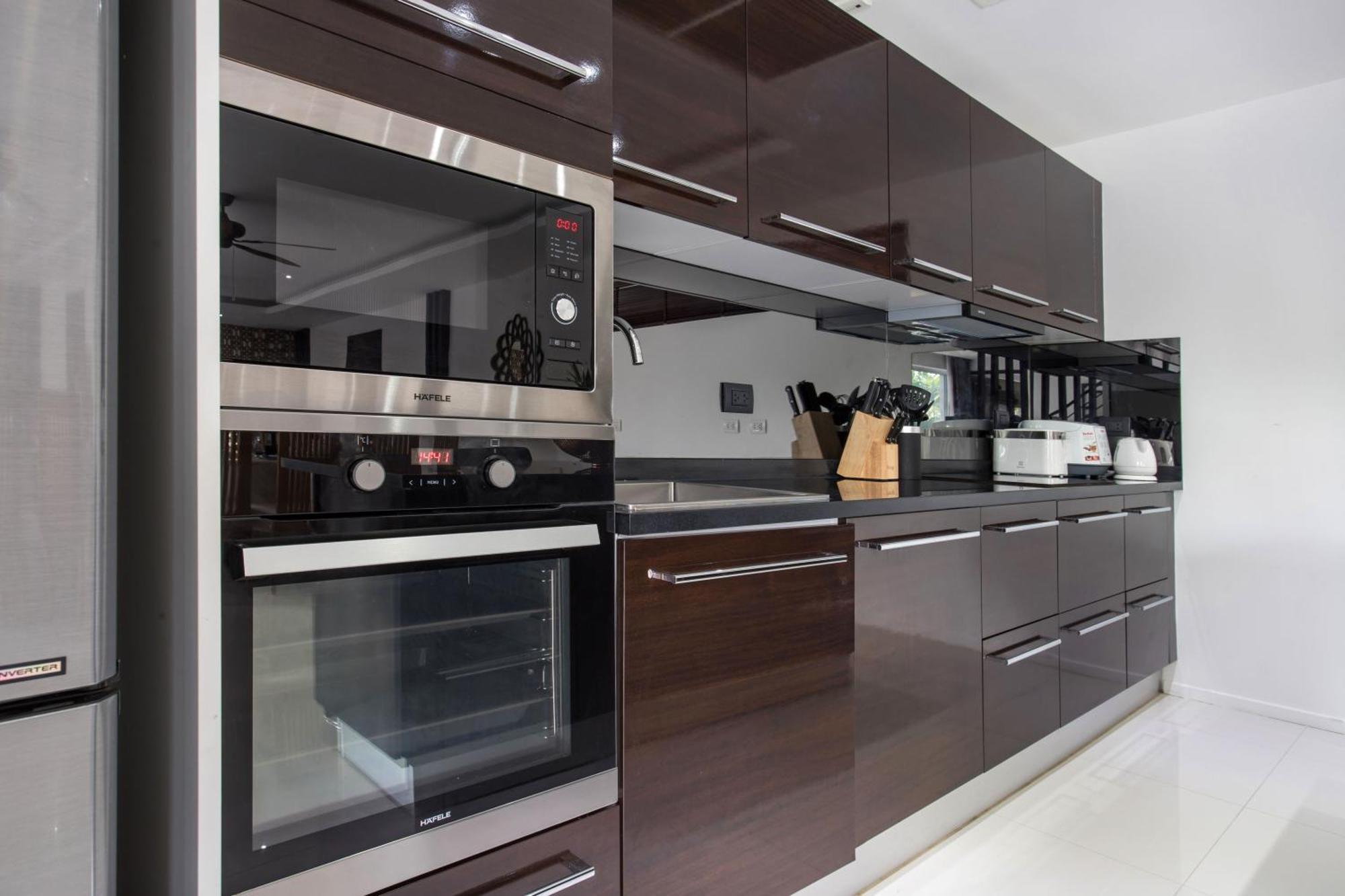 Villa Three-level Xxx