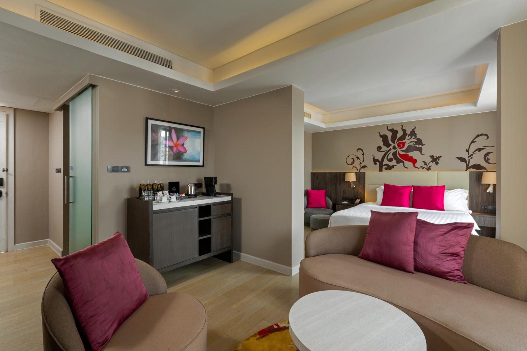 Grand Mercure Phuket Hotel 5*