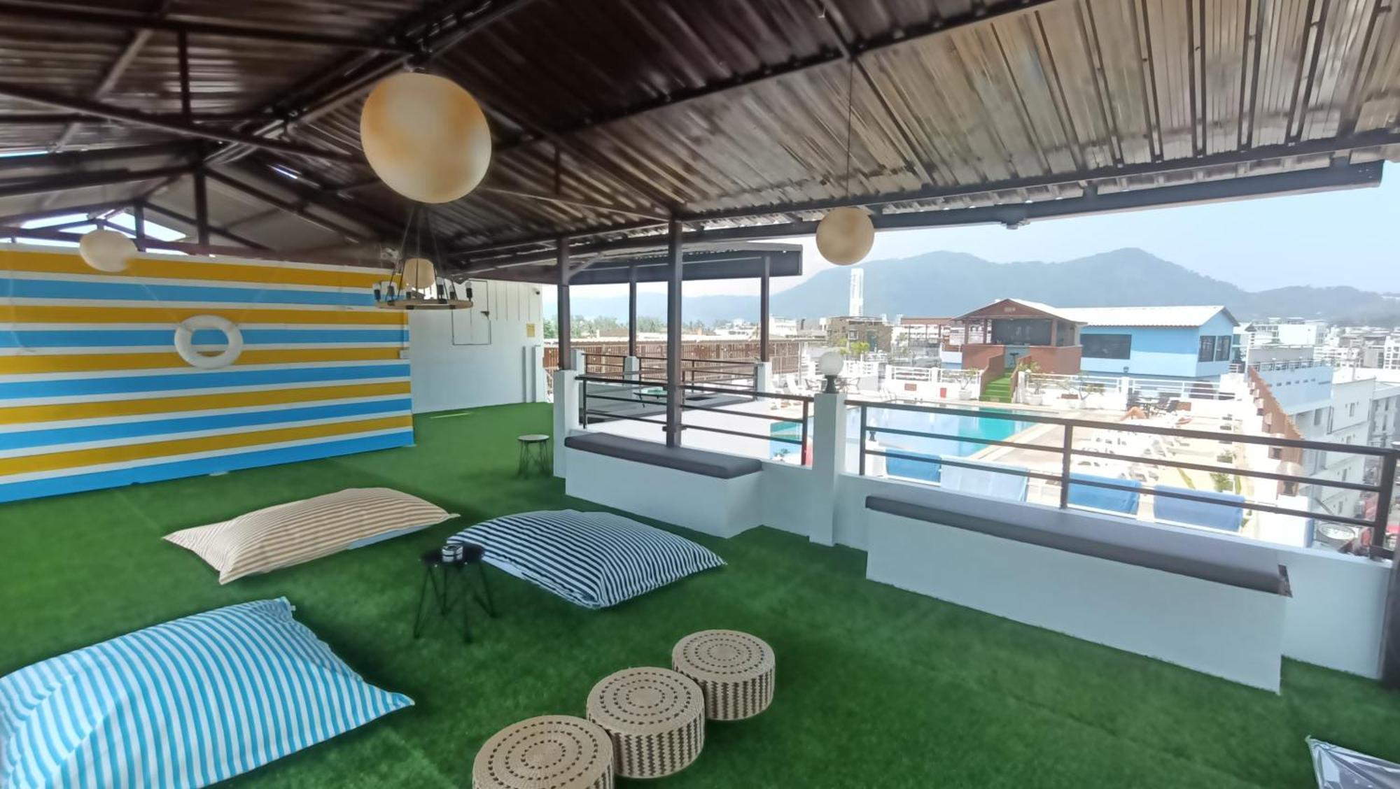 Hotel Issara Patong
