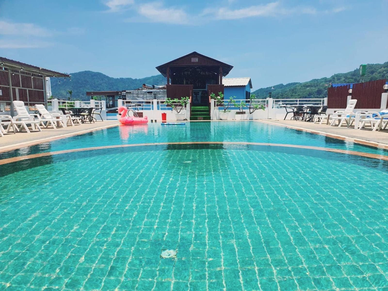 Hotel Issara