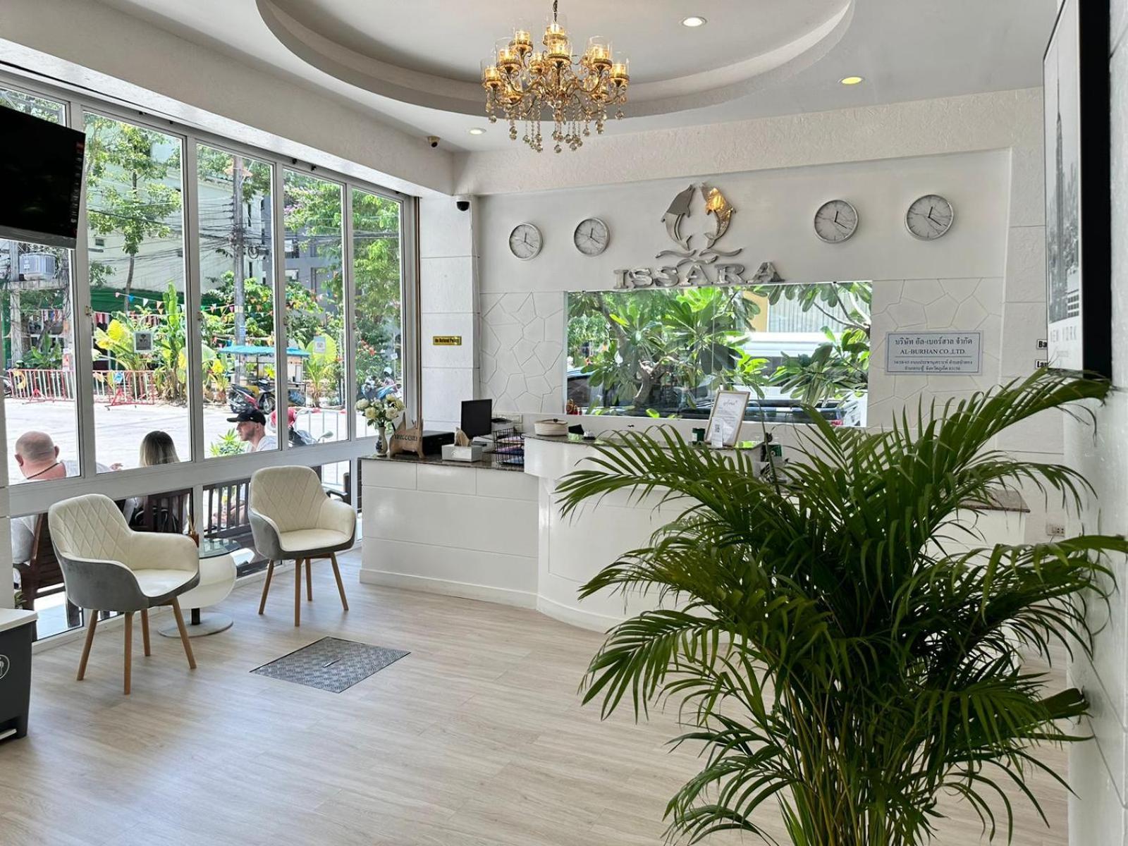 Hotel Issara