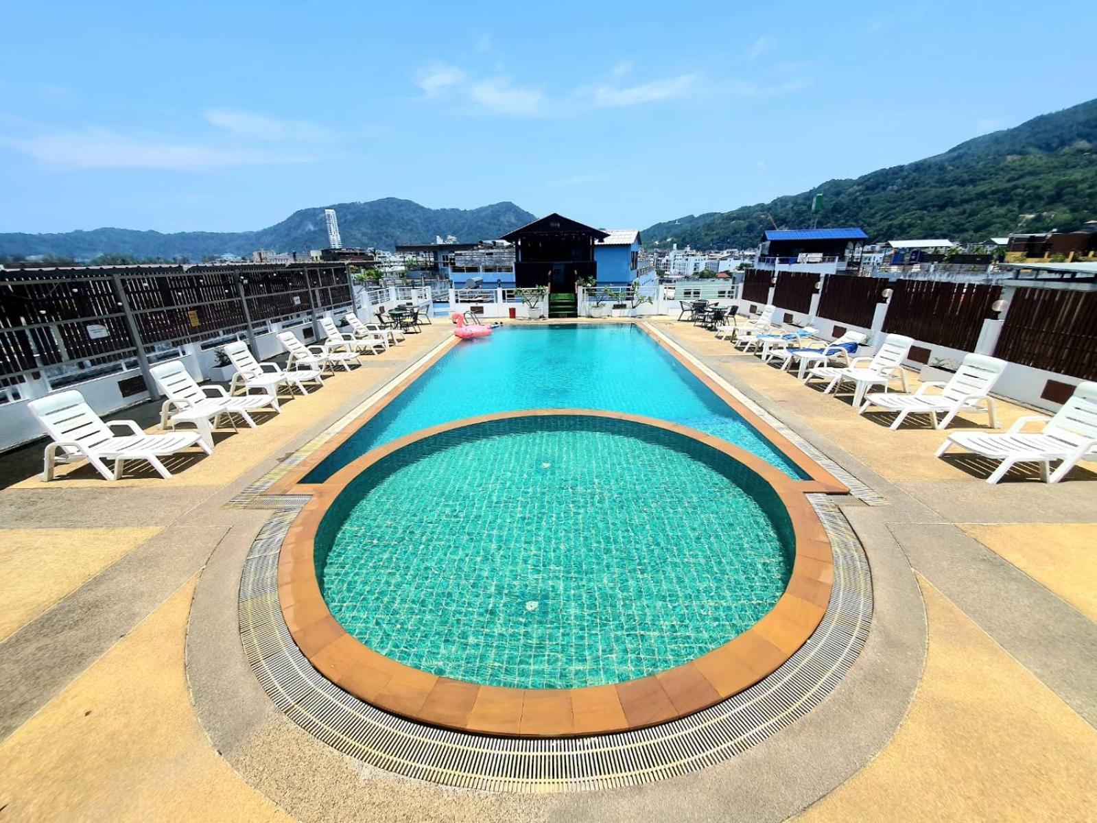Hotel Issara Patong