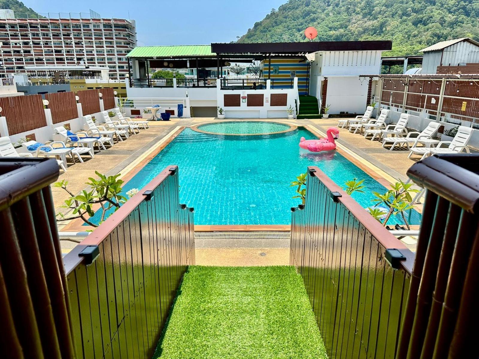 Hotel Issara 3*