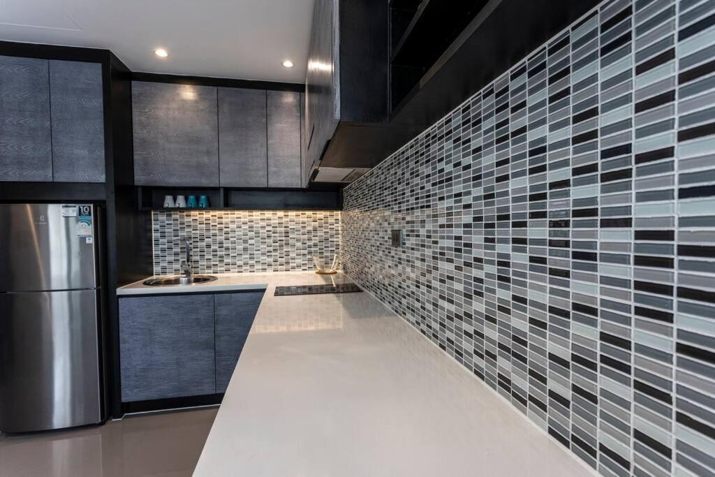 Apartment Executive Gate, Kamala, C61 *
