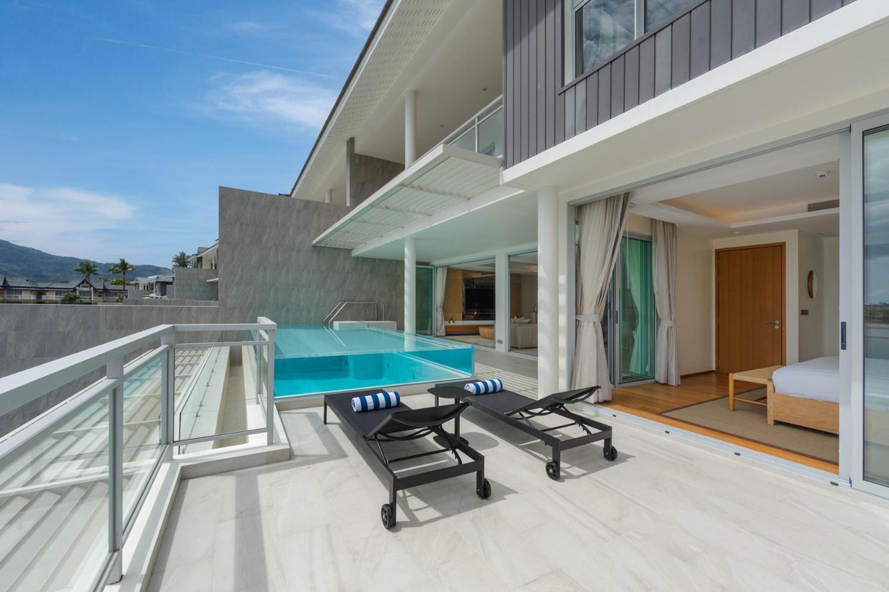 Beachfront Residences - Stunning Sea And View Apartment