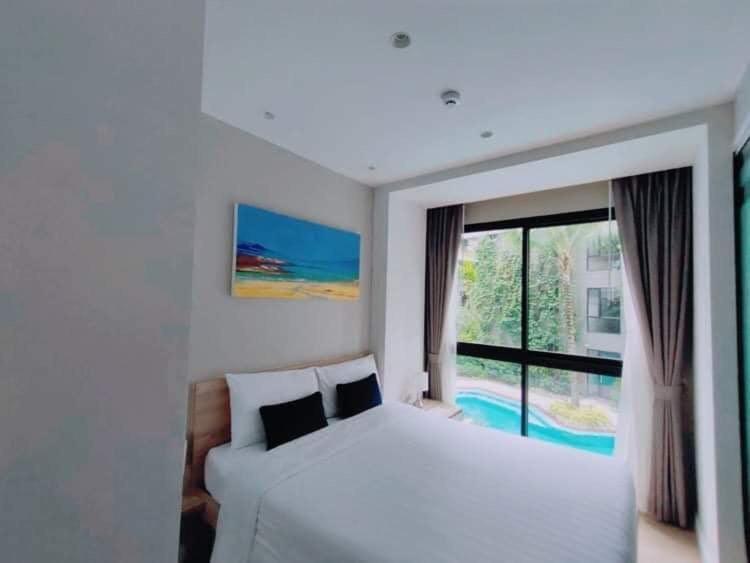 1 Bedroom Pool View At Diamond