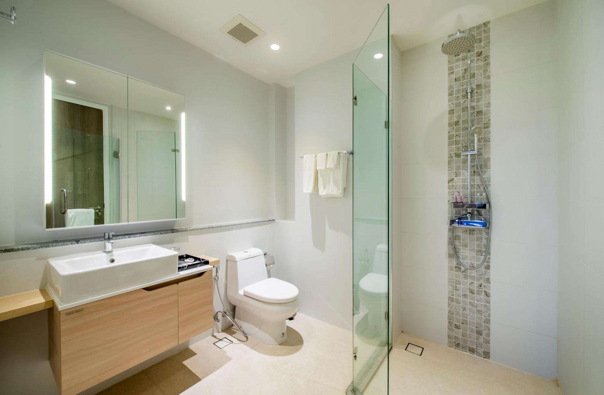1 Bedroom Pool View At Diamond