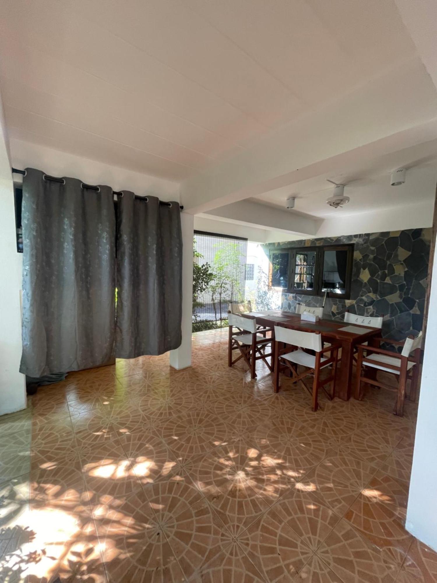 Aisawan Villa