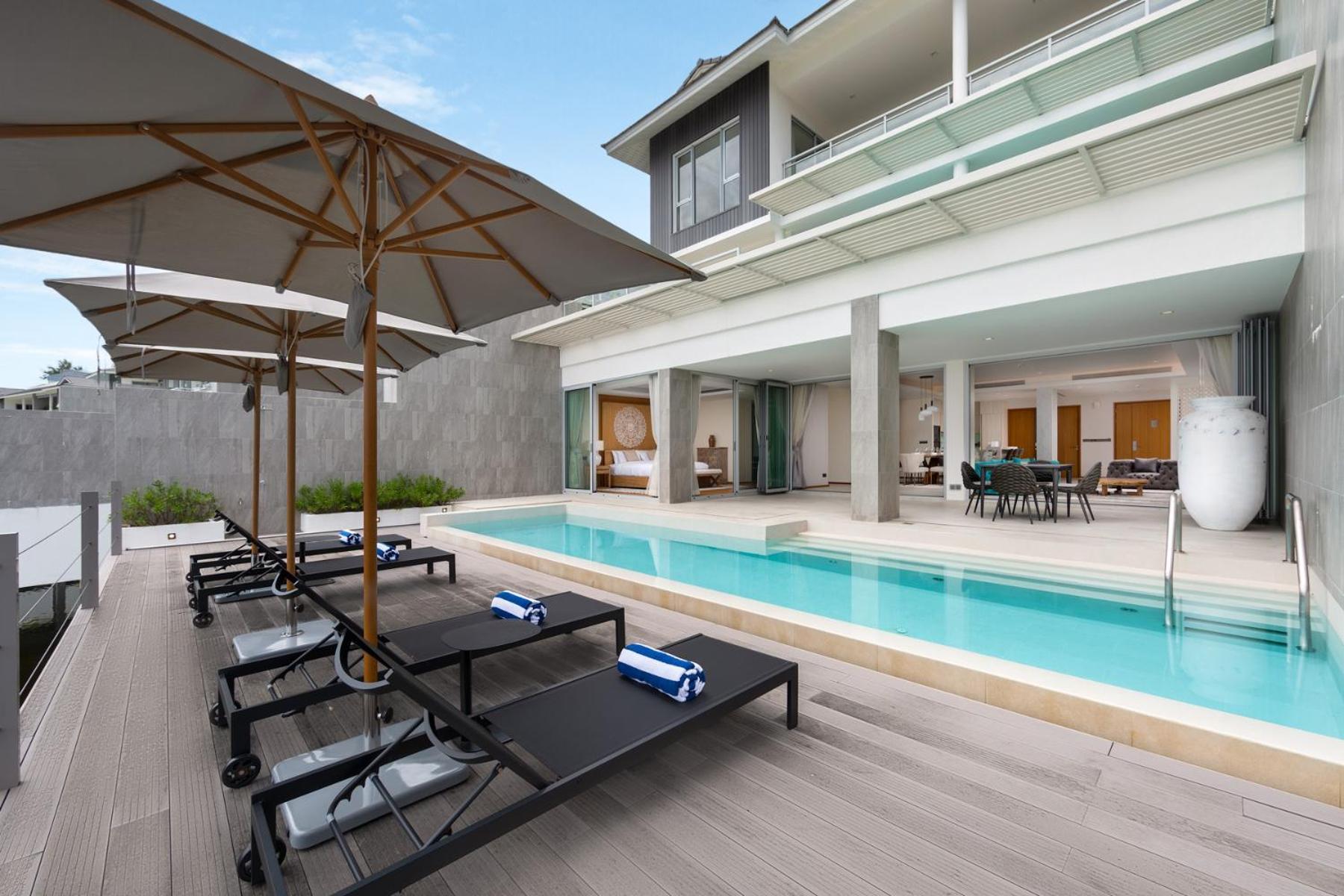 Beachfront Residences - Stunning Sea And View Apartment