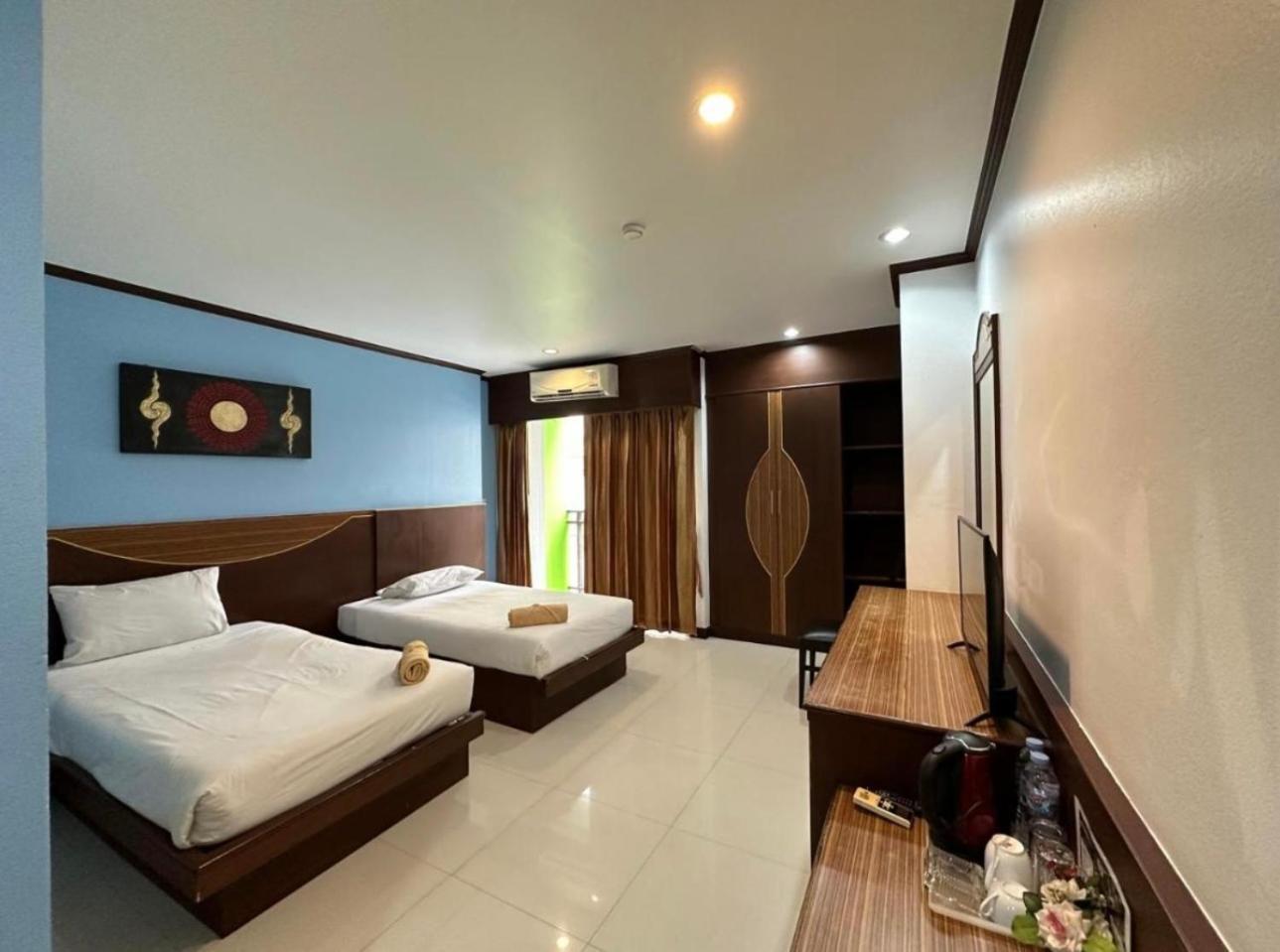 Issara Hotel