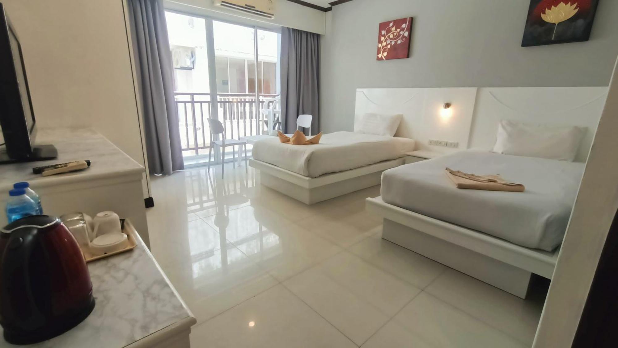 Hotel Issara