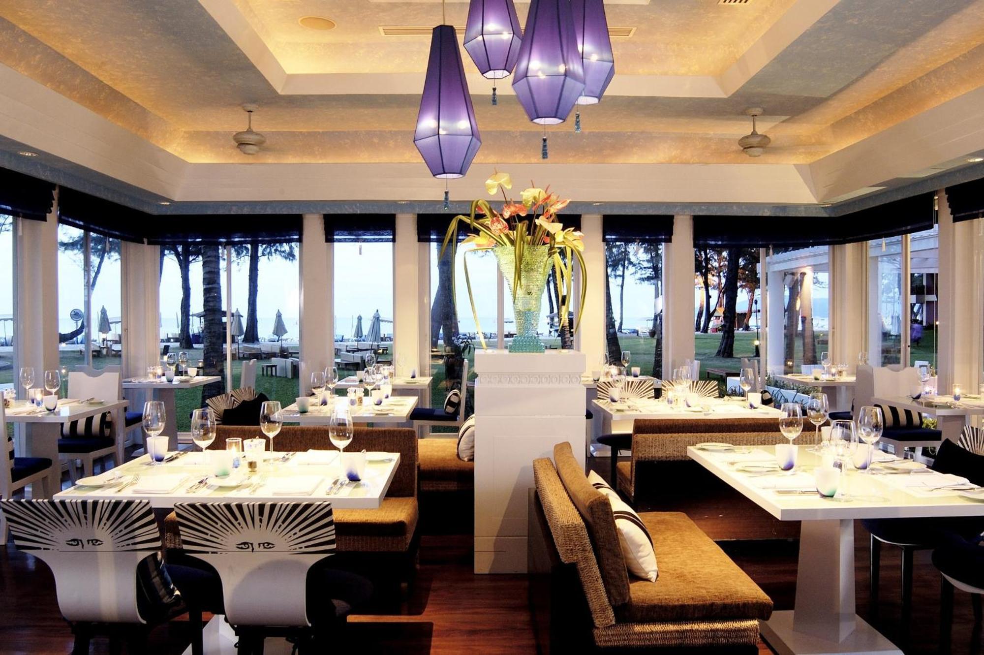 Dusit Thani Laguna Phuket Hotel