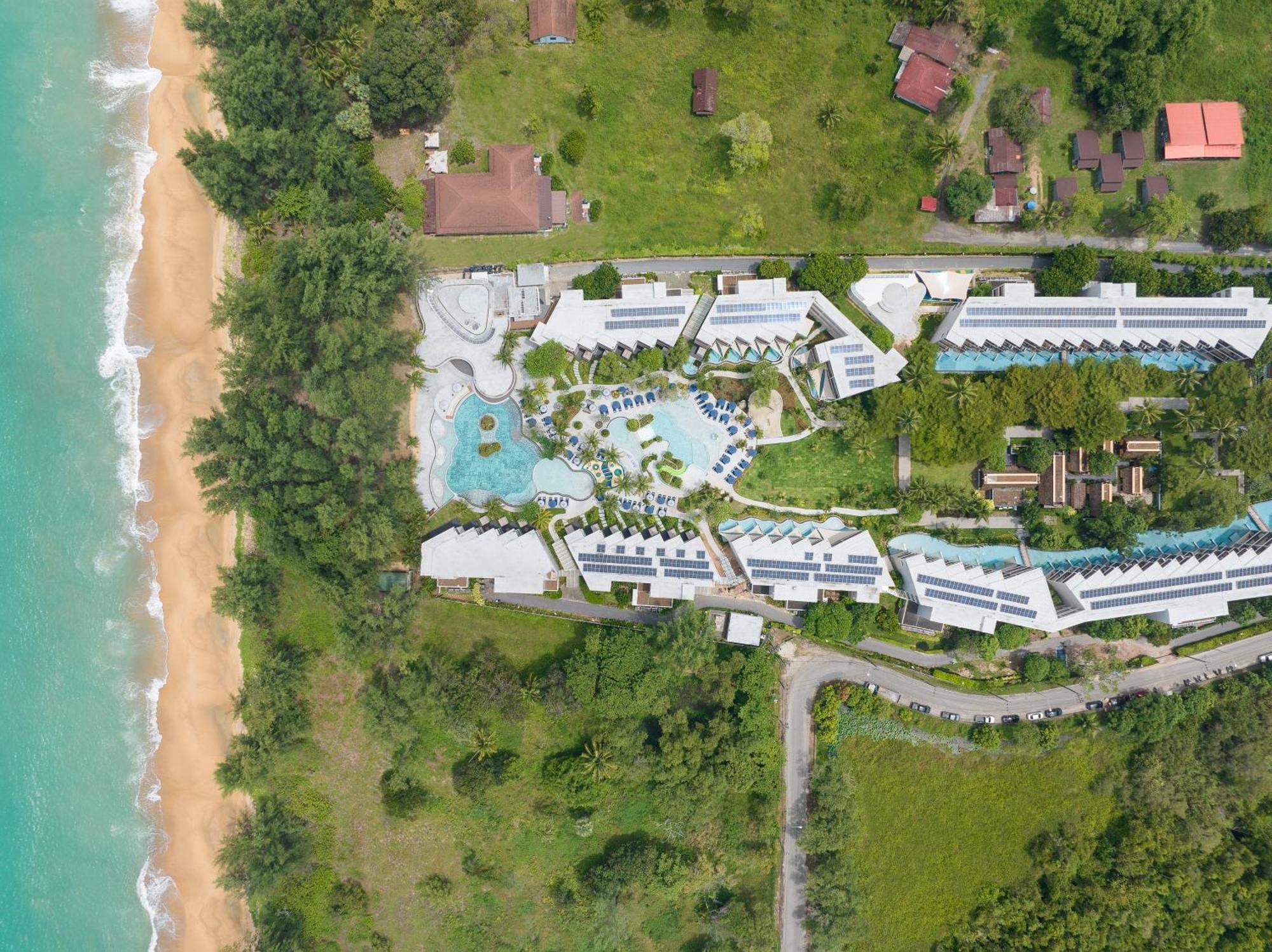 Hotel Le Meridien Phuket Beach 5*