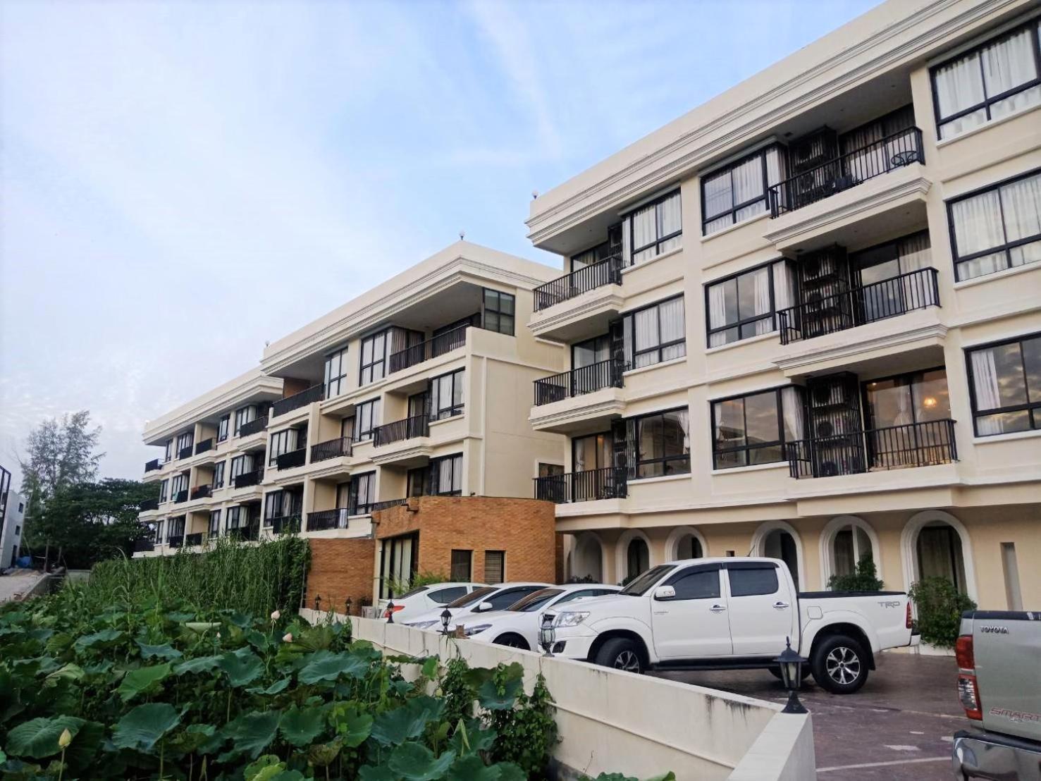 The Naiharn By Sala Estate Nai Harn