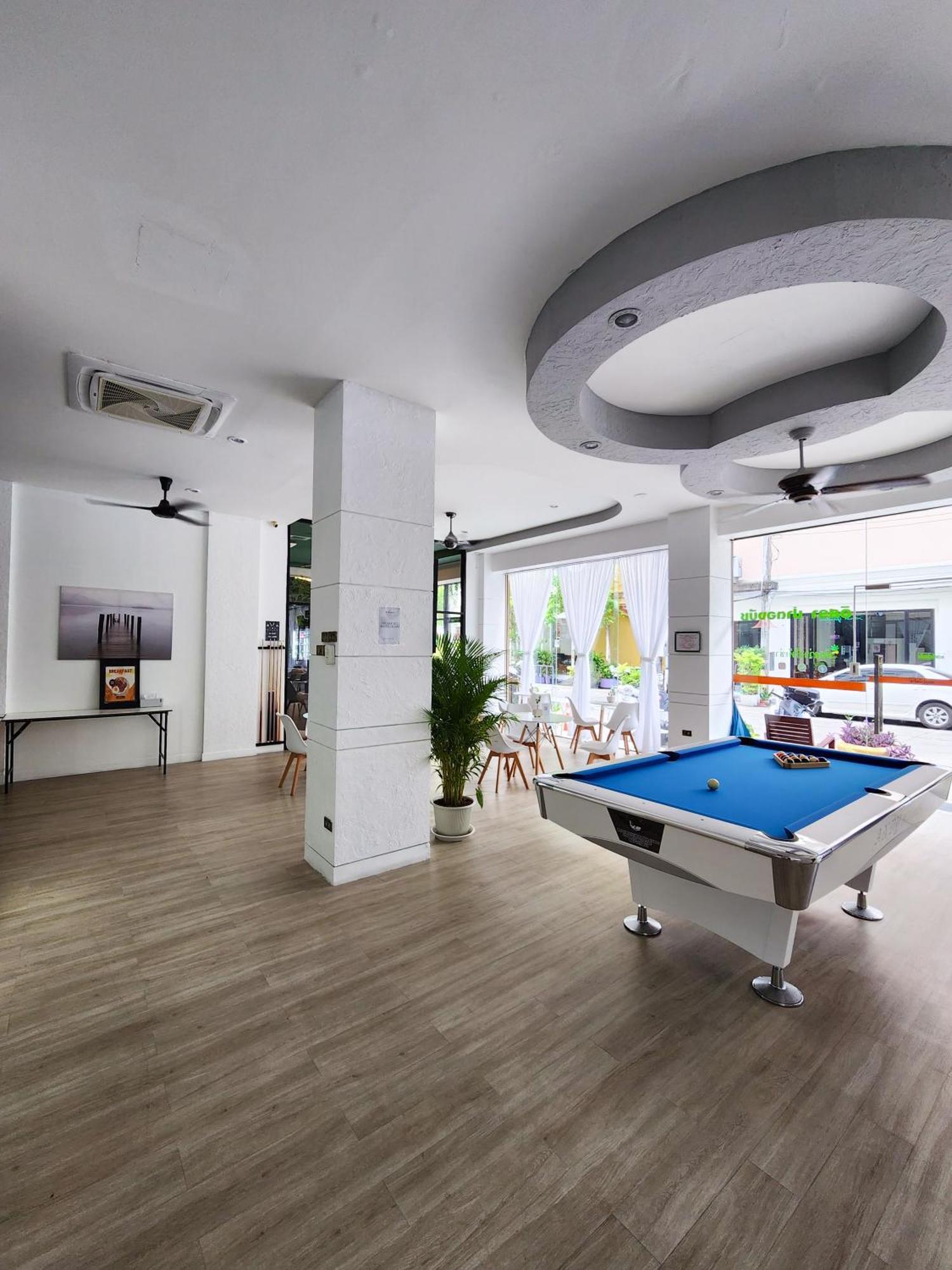 Hotel Issara
