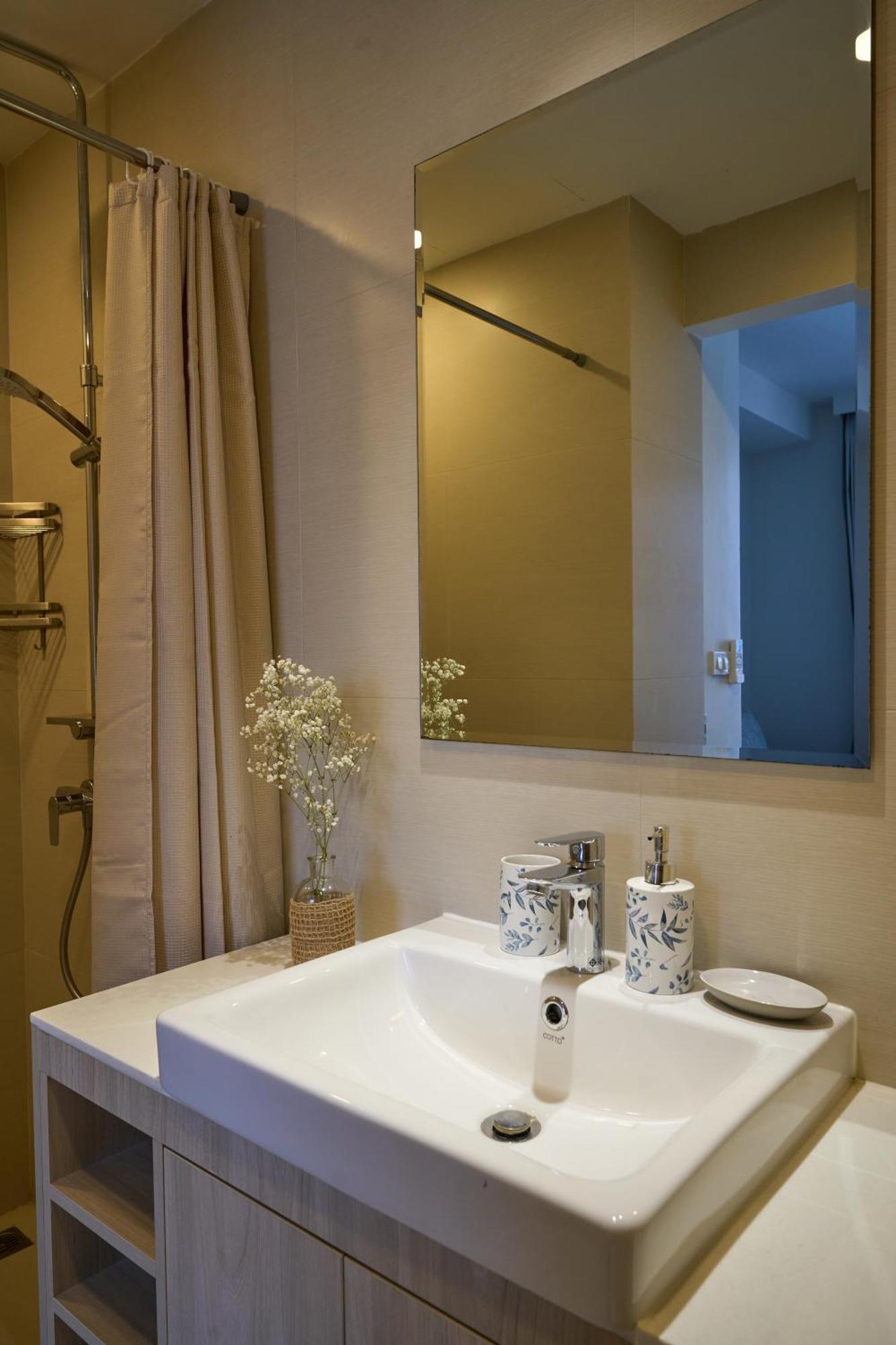 Modern 2-bedroom Apartments. Skypark Laguna Apartment *