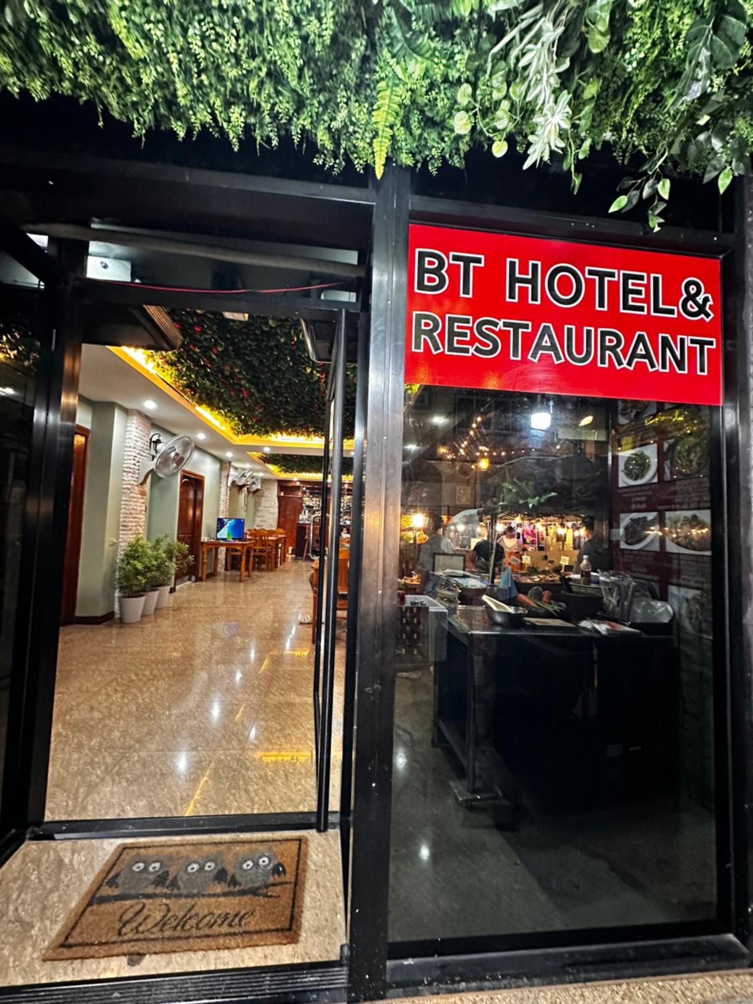Hotel Bt *