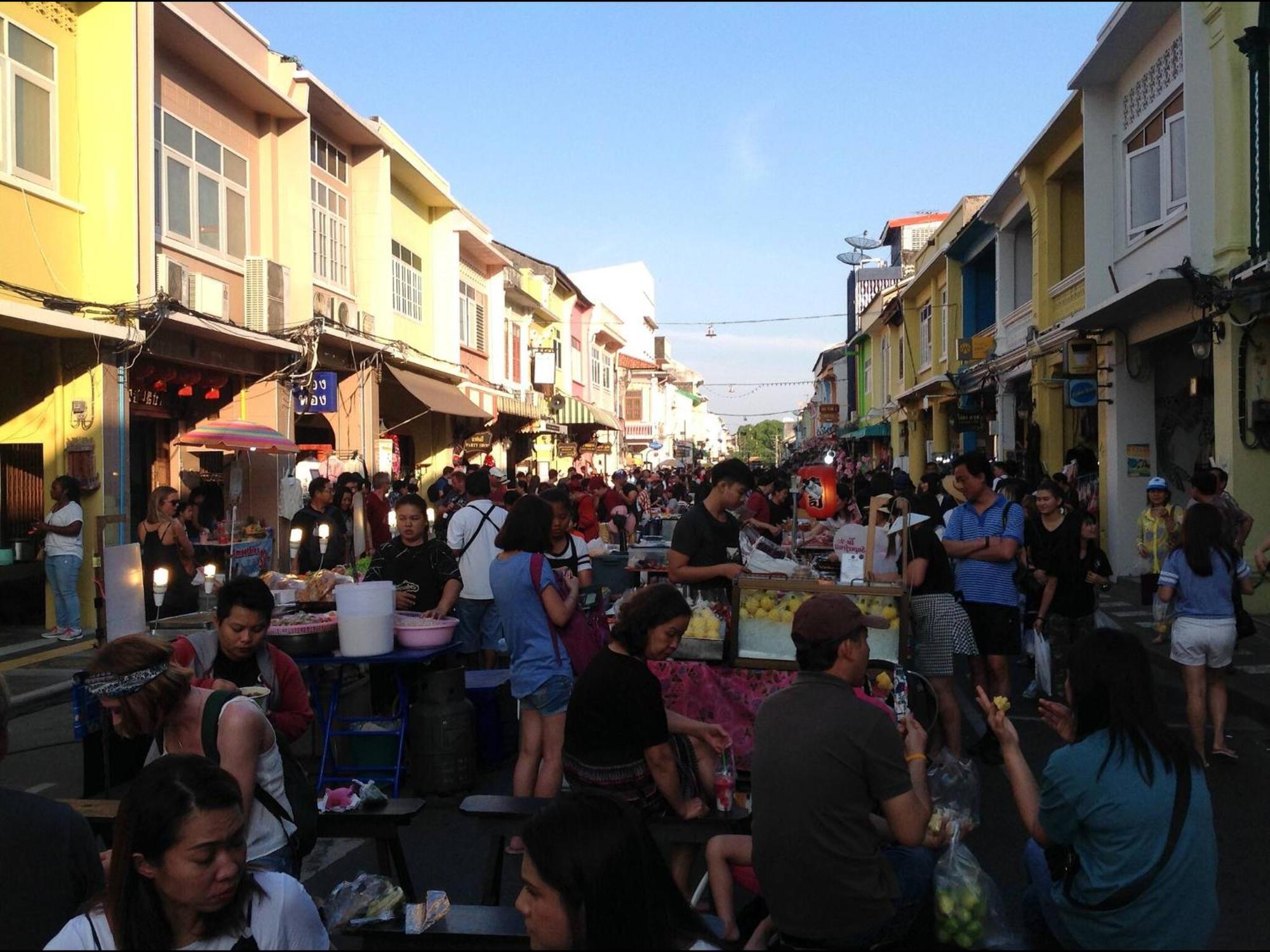 Phuket Town Budget House - Aircon #1 *