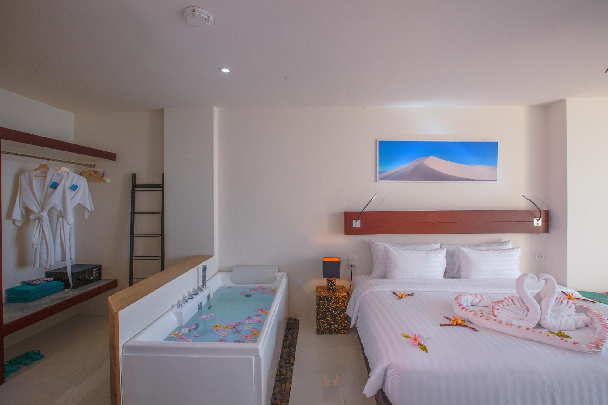 Resort Norn Talay Phuket Surin Beach (Phuket)