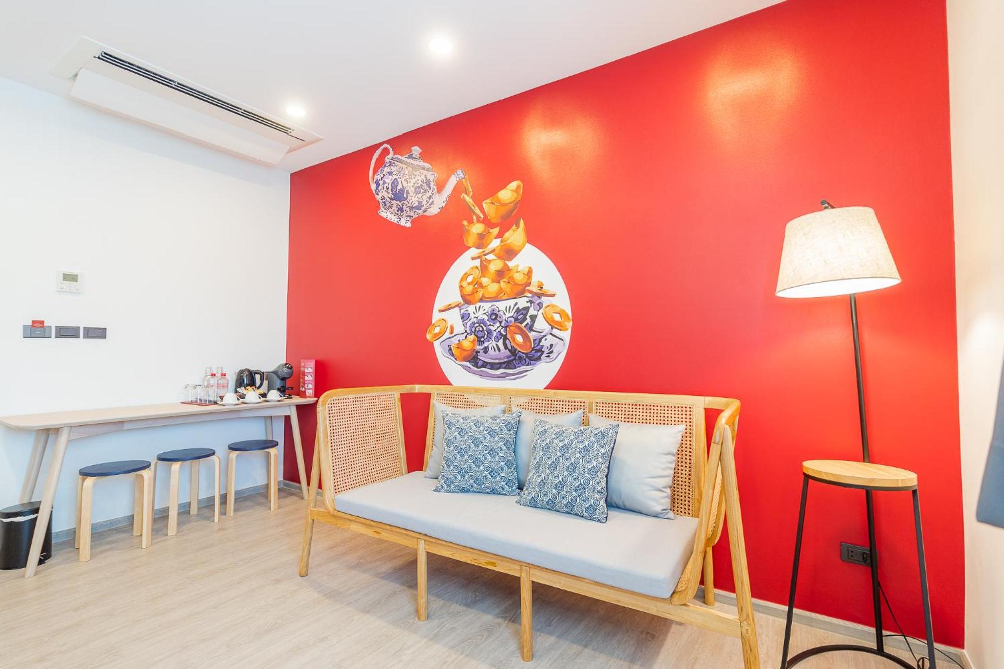 Midtown Ratsada 4*