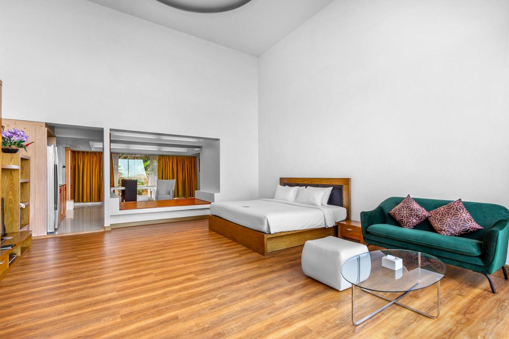 Hilltop Wellness Tempat peranginan 4*