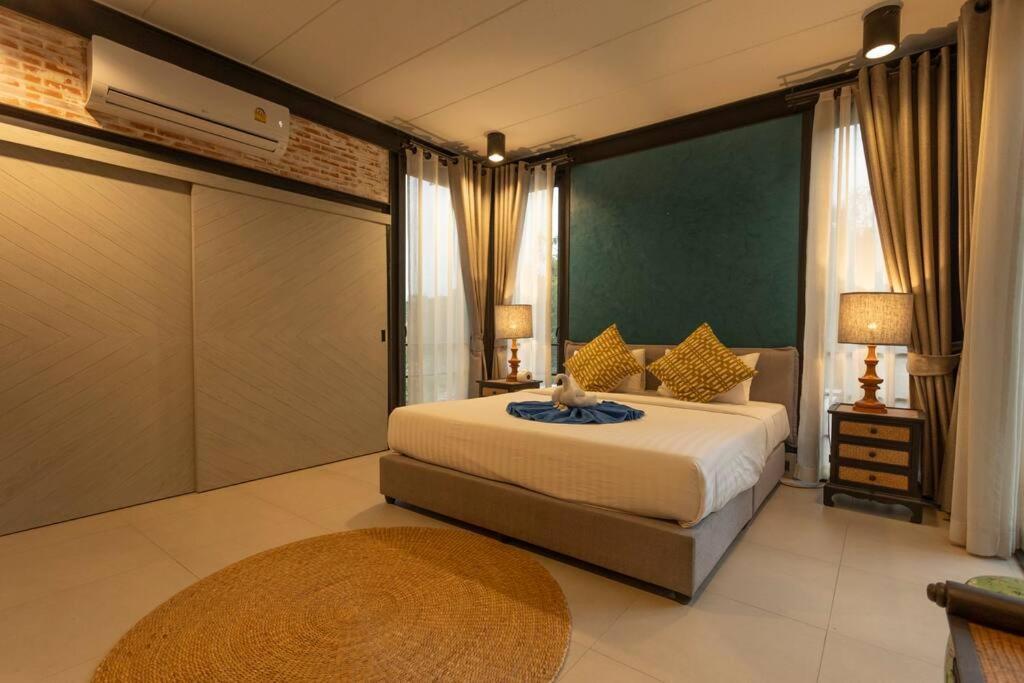 Holiday home New Ultra Modern Designer Furniture Gym #v62