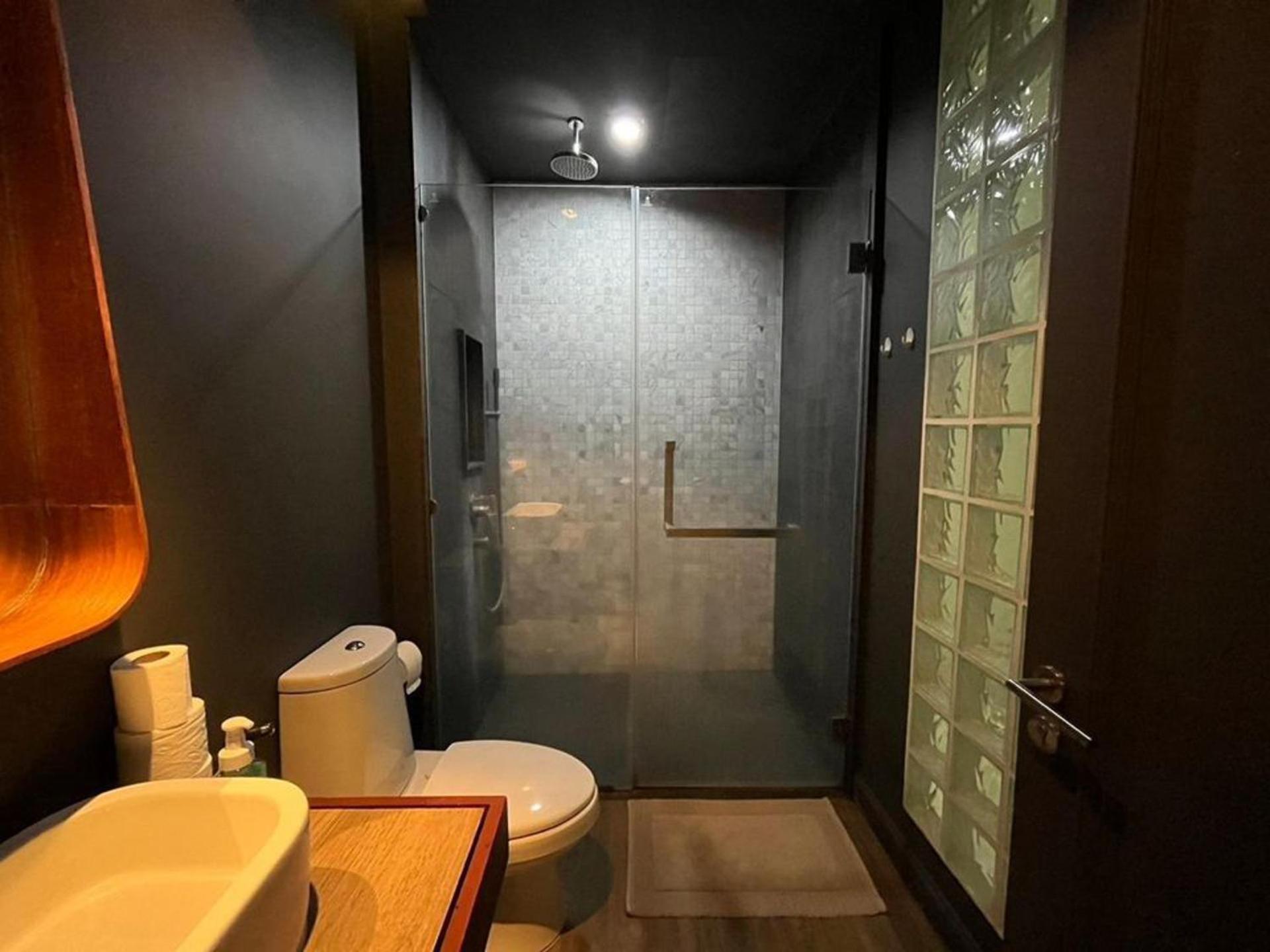Apartment Luxury King Bed With Pool View And Sauna Ban Saiyuan