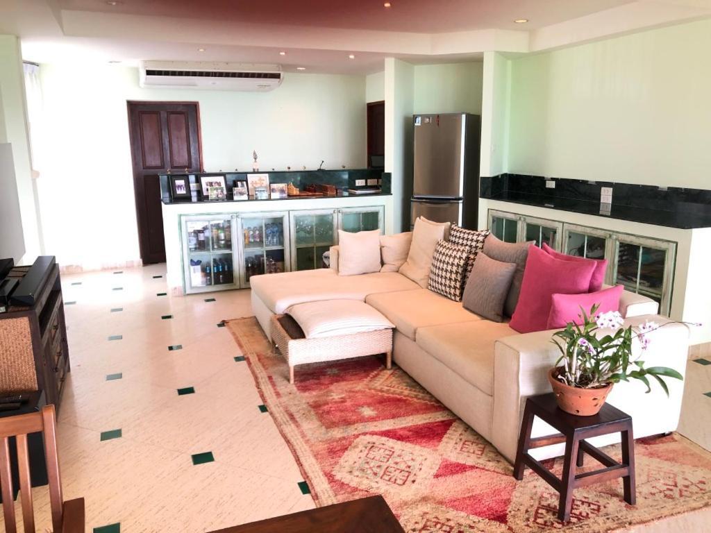 Bali Style 4 Bedroom Beachfront Ao Yon * Ban Ao Makham