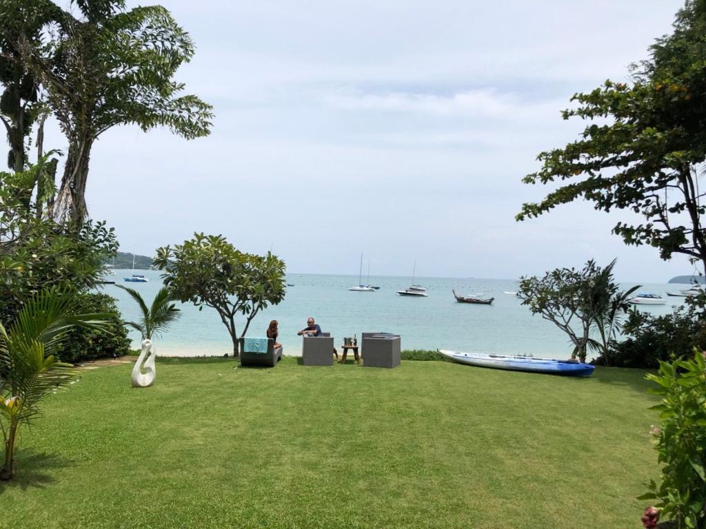Bali Style 4 Bedroom Beachfront Ao Yon