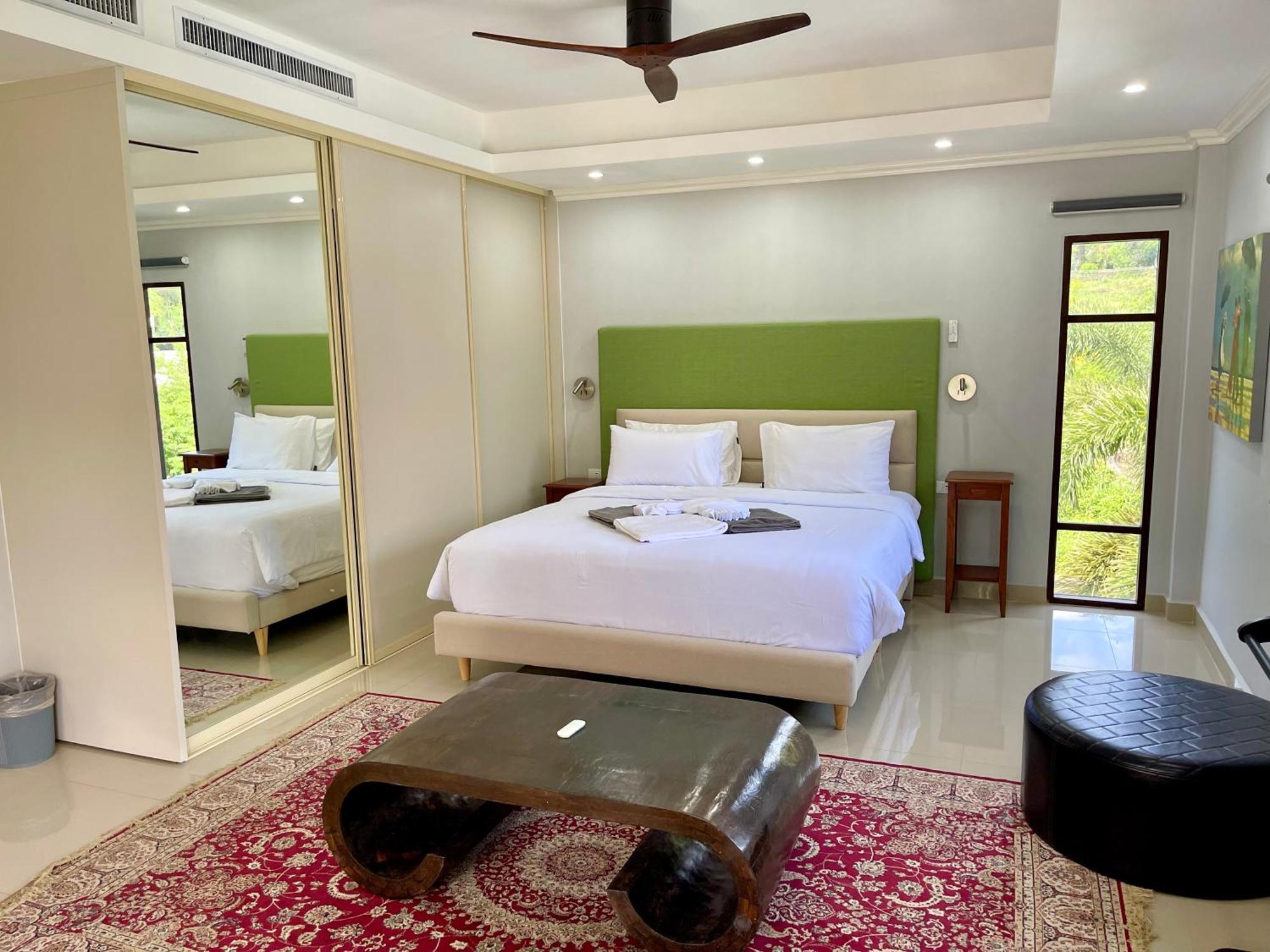 Kata Vista Luxury Modern 4br Private Pool *