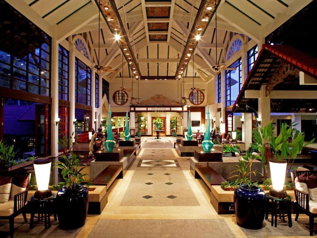 Dusit Thani Laguna Pool Villa Hotel 5*
