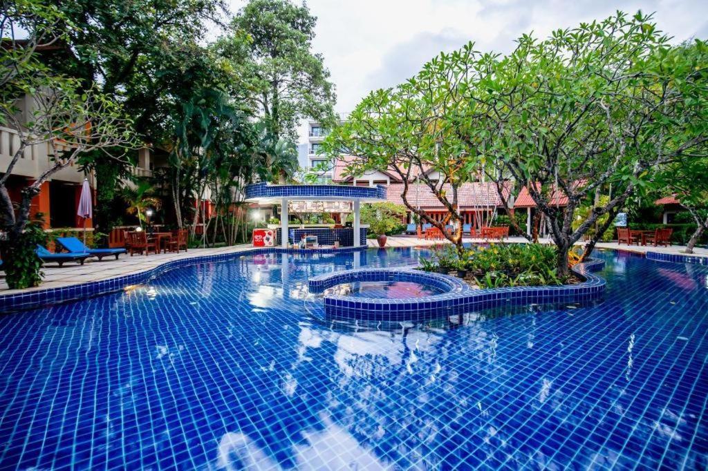 Hotel Hyton Leelavadee 4*