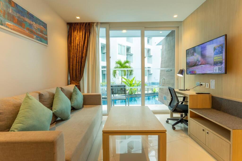 Apartment Romantic Bar Fine Dinning Swim Up C109