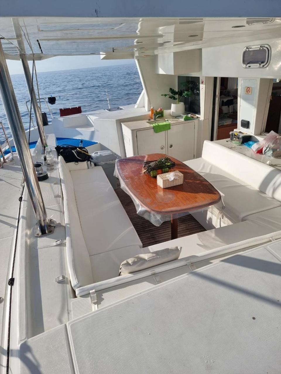 Private Catamaran Yacht Charter In Phuket By Yachtale Botel