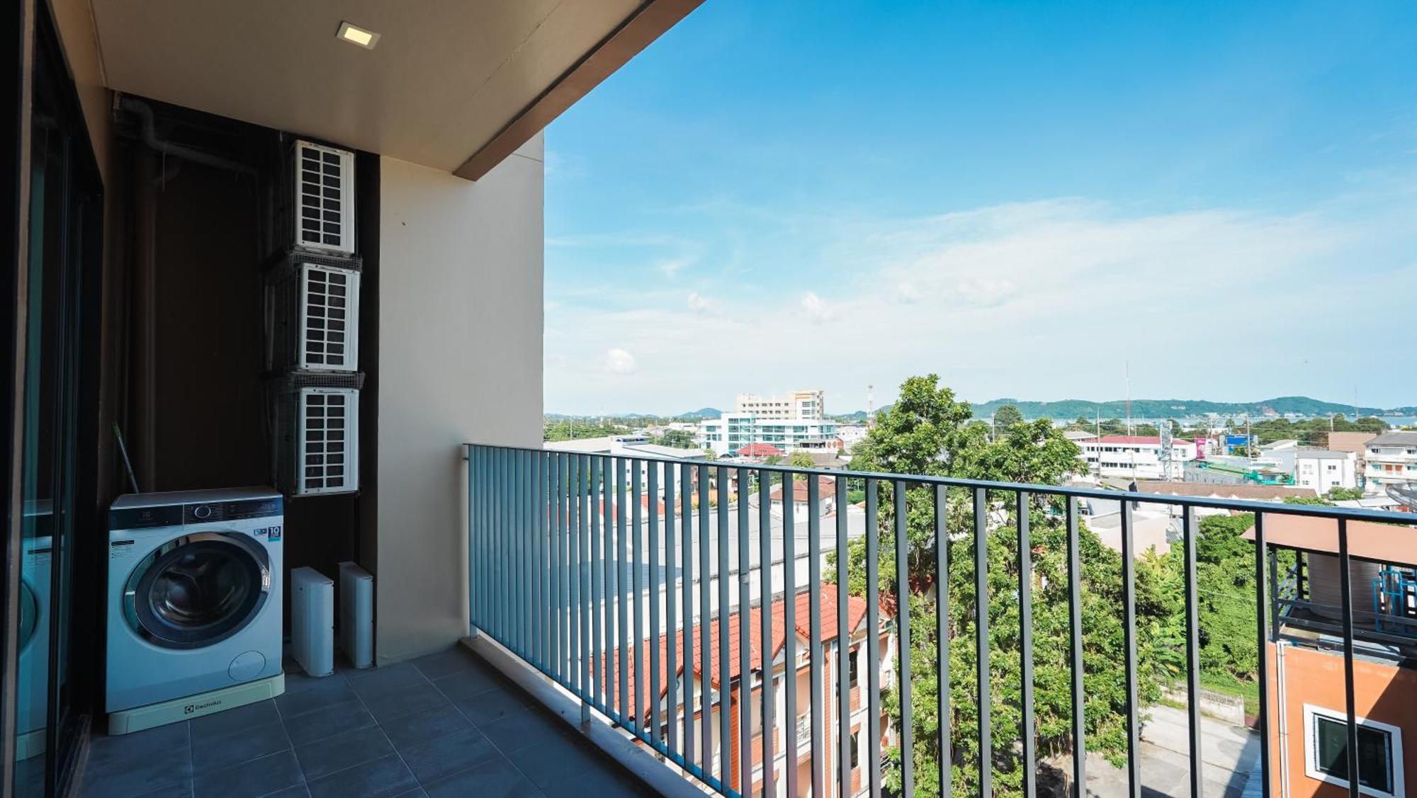 Dlux Chalong Phuket Ban Klang (Phuket)