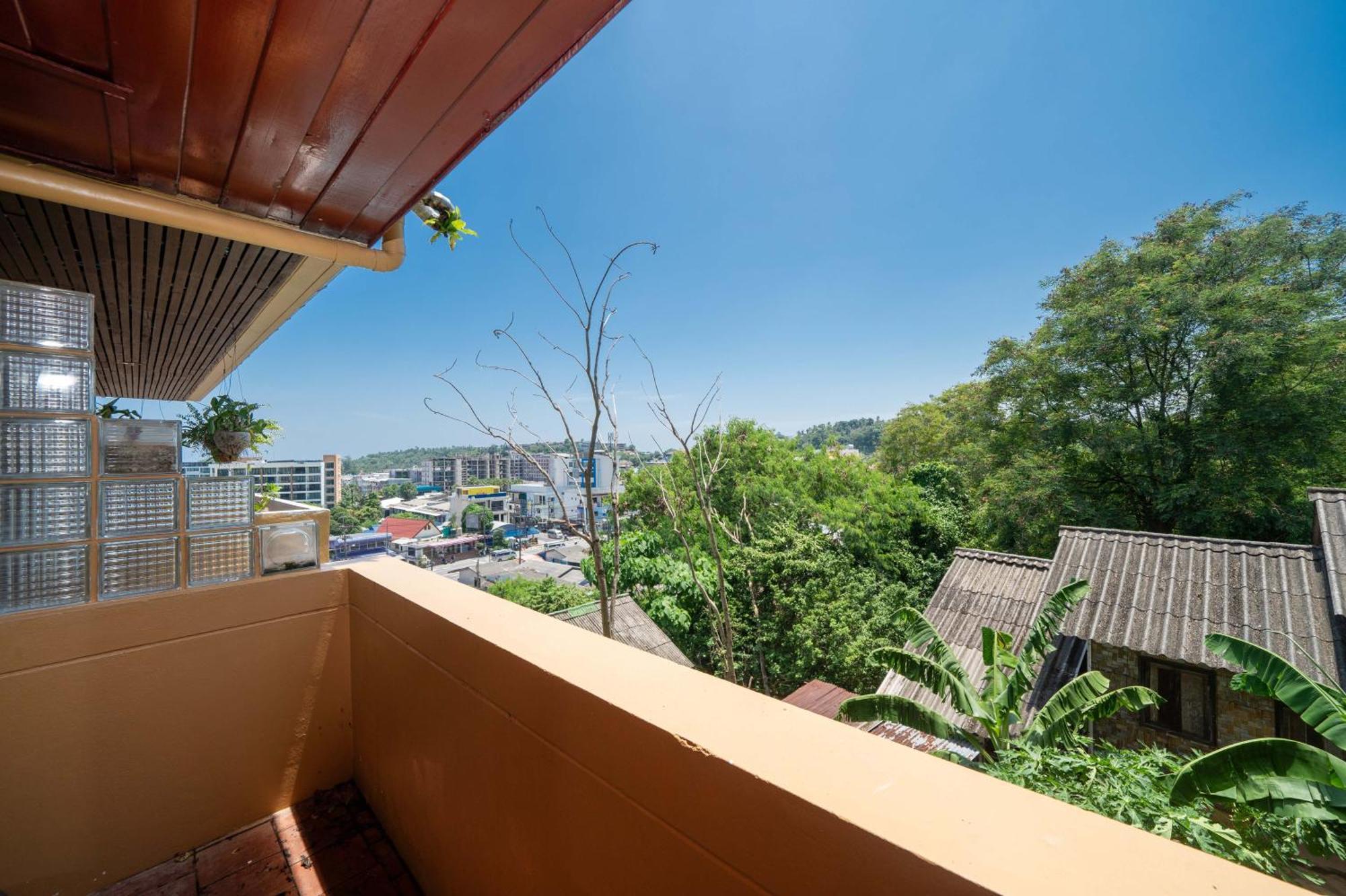Unique Style 3br In Gated Bougainvillea 216, Apartment Strand Kata