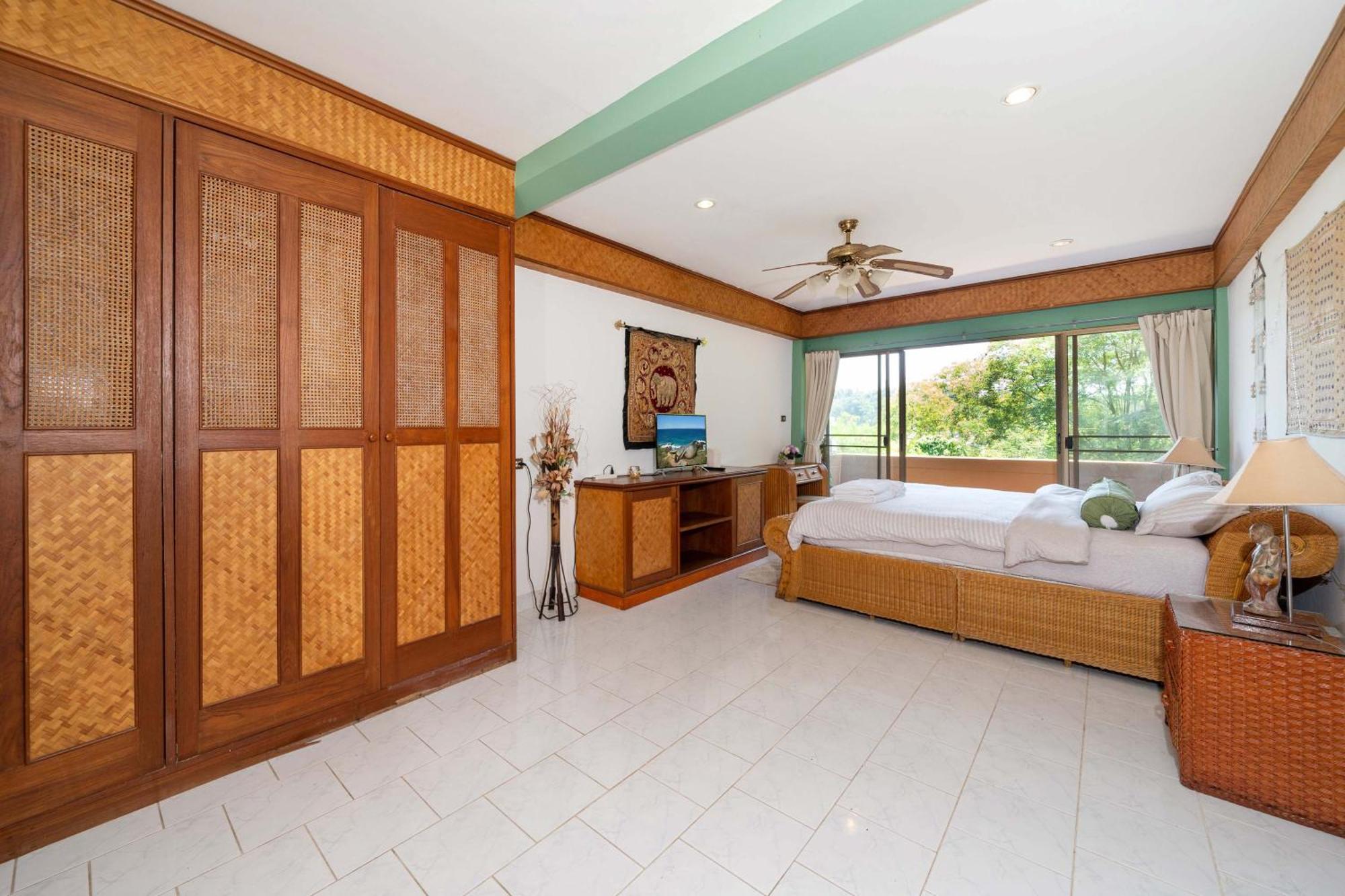 Unique Style 3br In Gated Bougainvillea 216, Apartment