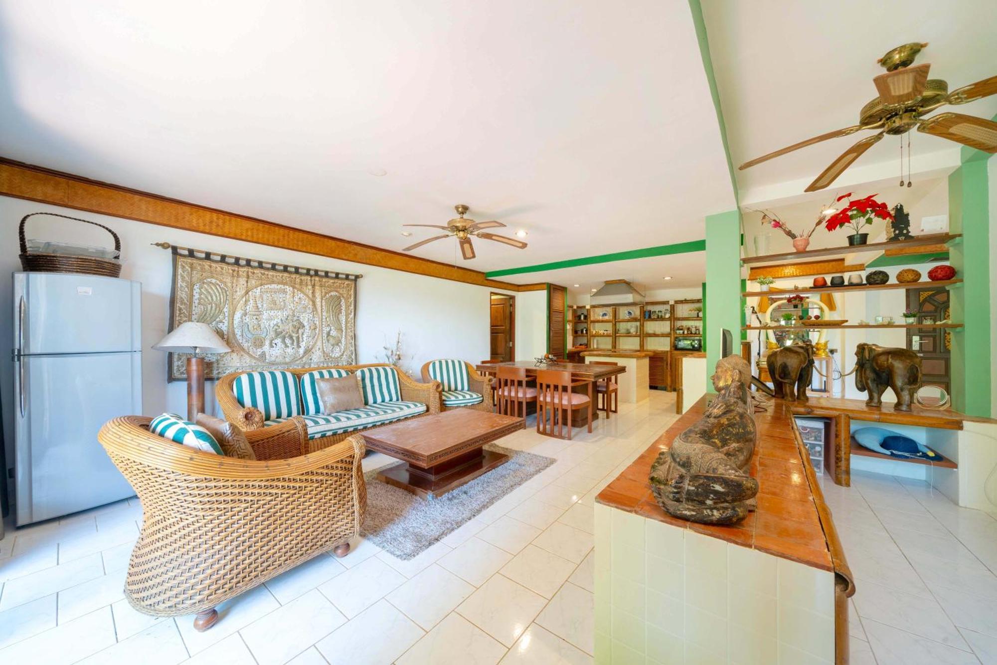 Unique Style 3br In Gated Bougainvillea 216, Apartment