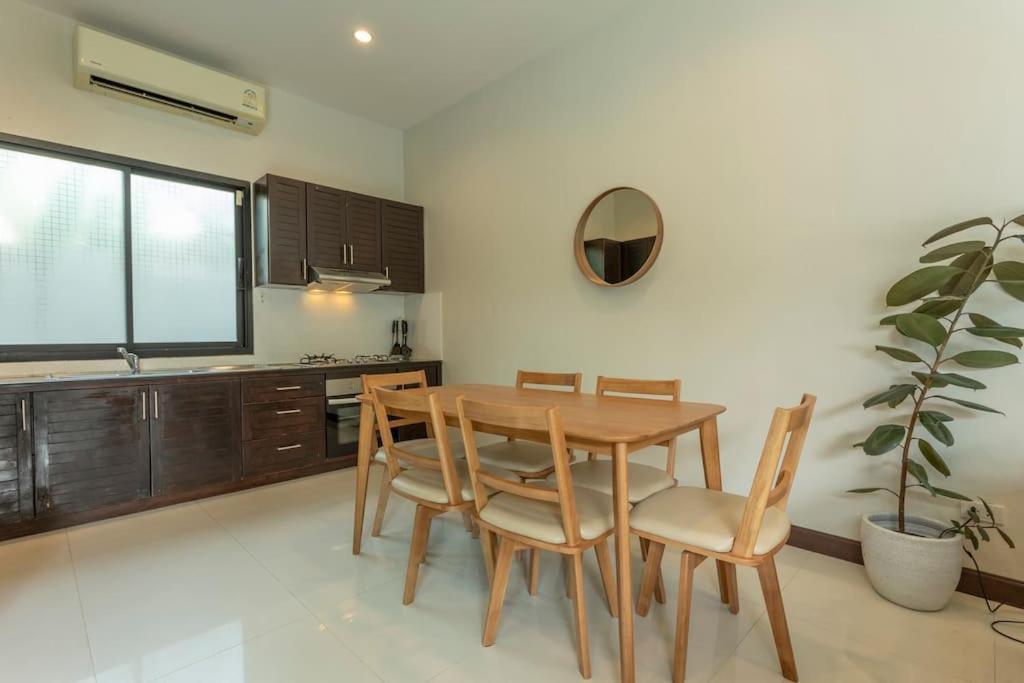 2 Beds Large Pool Night Market Soi Namjai V122 Villa