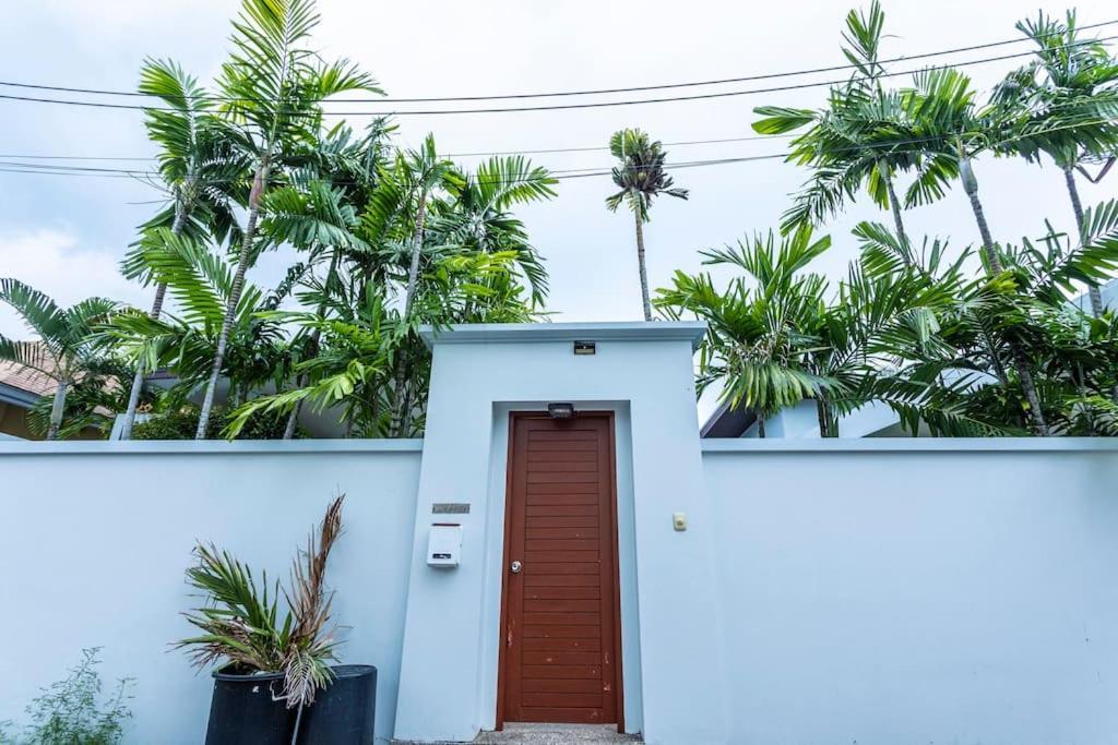 2 Beds Large Pool Night Market Soi Namjai V122 Villa