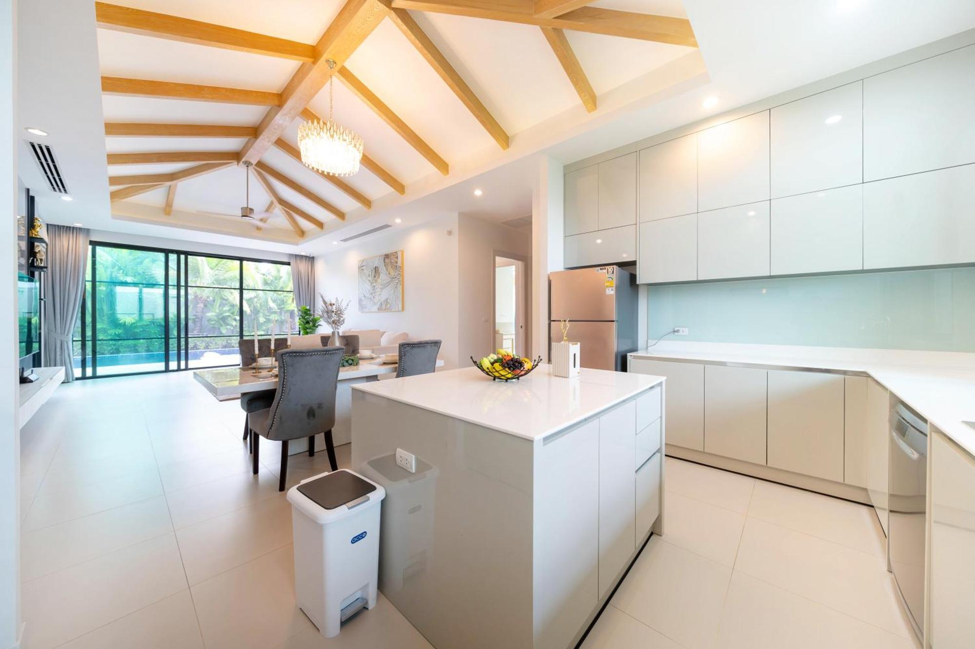 Vila Peykaa Estate Pool By Hcr Phuket