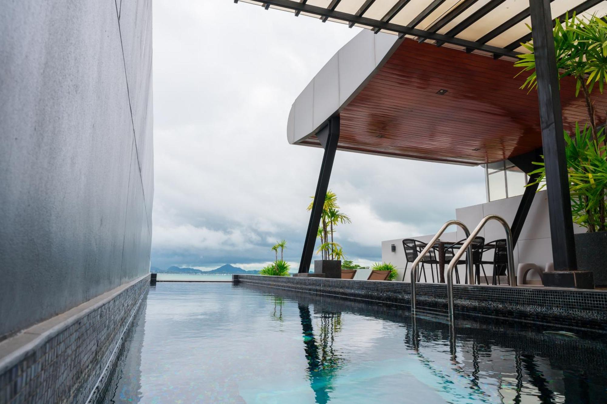 Villa Aqua