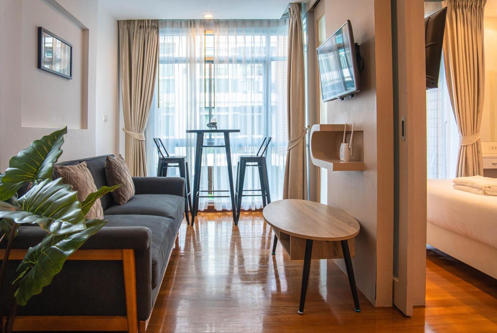 Apartamento Recently Renovated Pool View In Modern Complex
