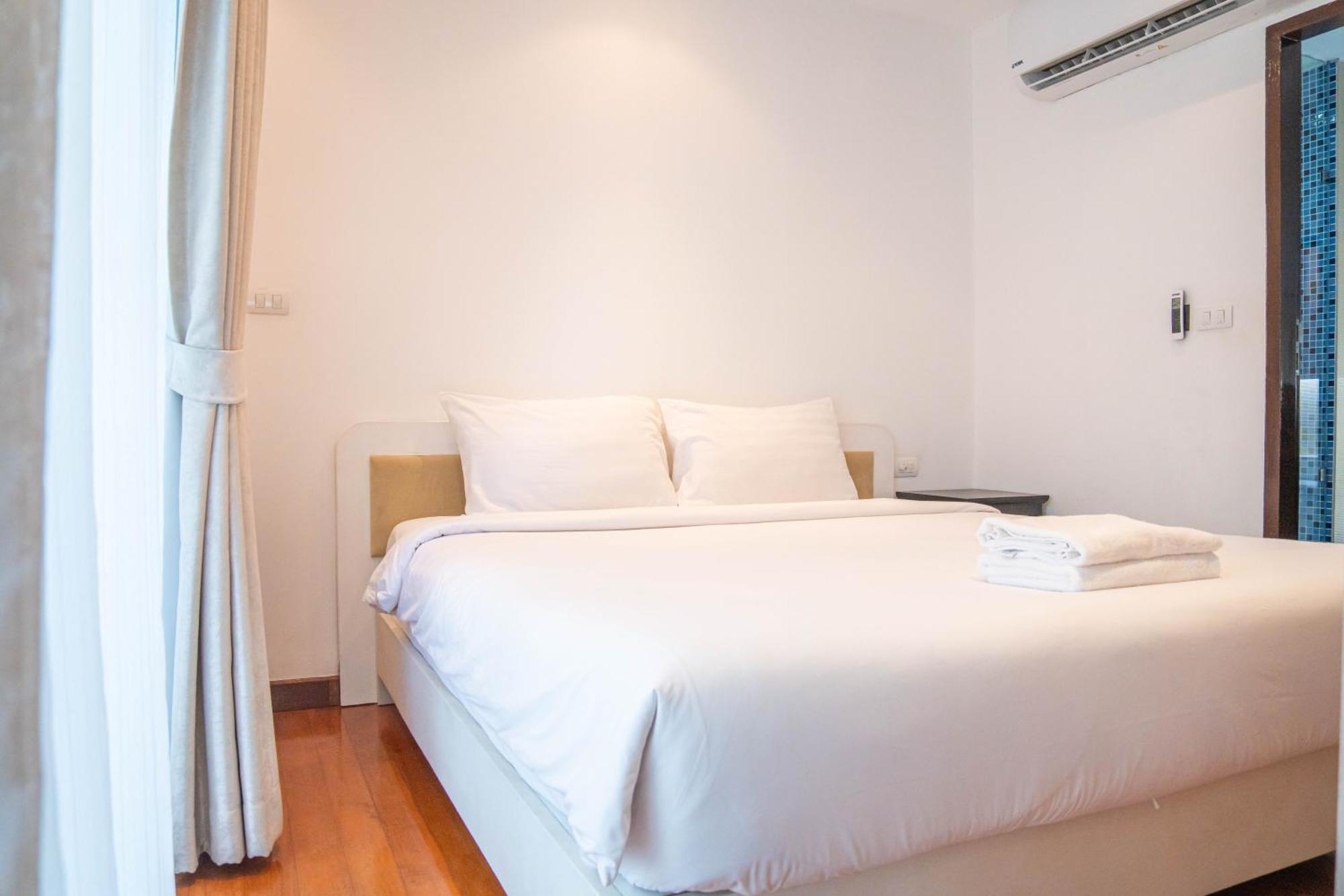 Recently Renovated Pool View In Modern Complex Apartamento
